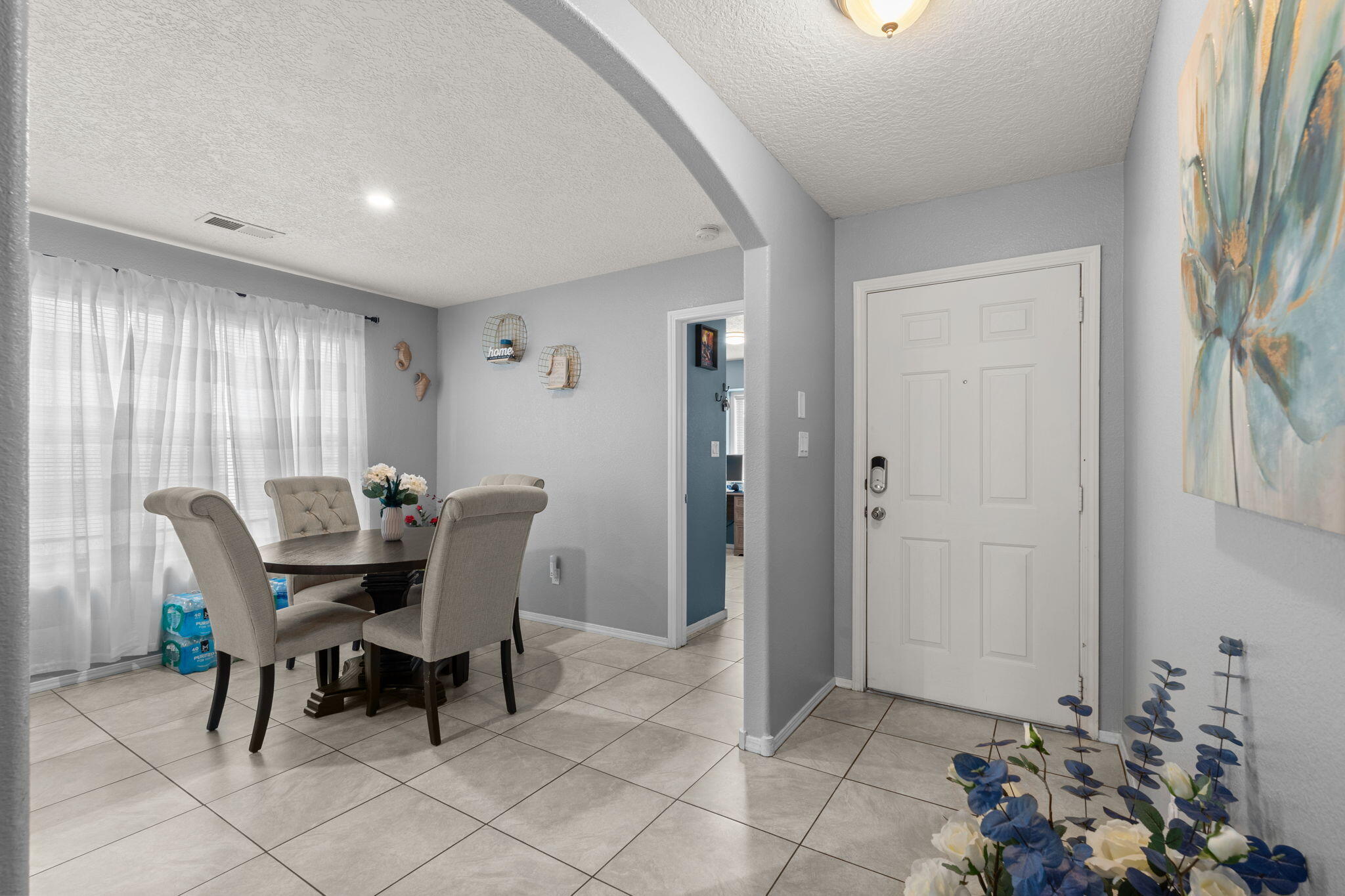 1018 DESERT SUNFLOWER Drive NE