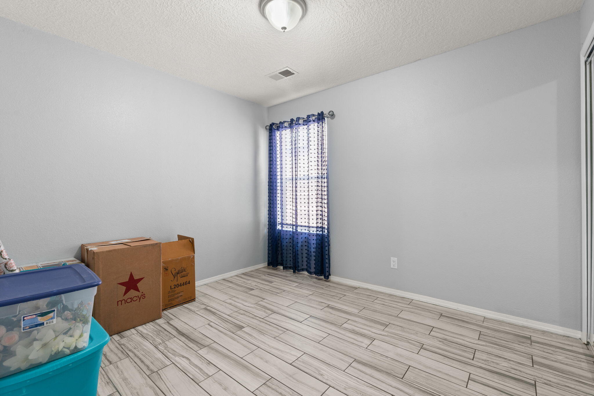 1018 DESERT SUNFLOWER Drive NE