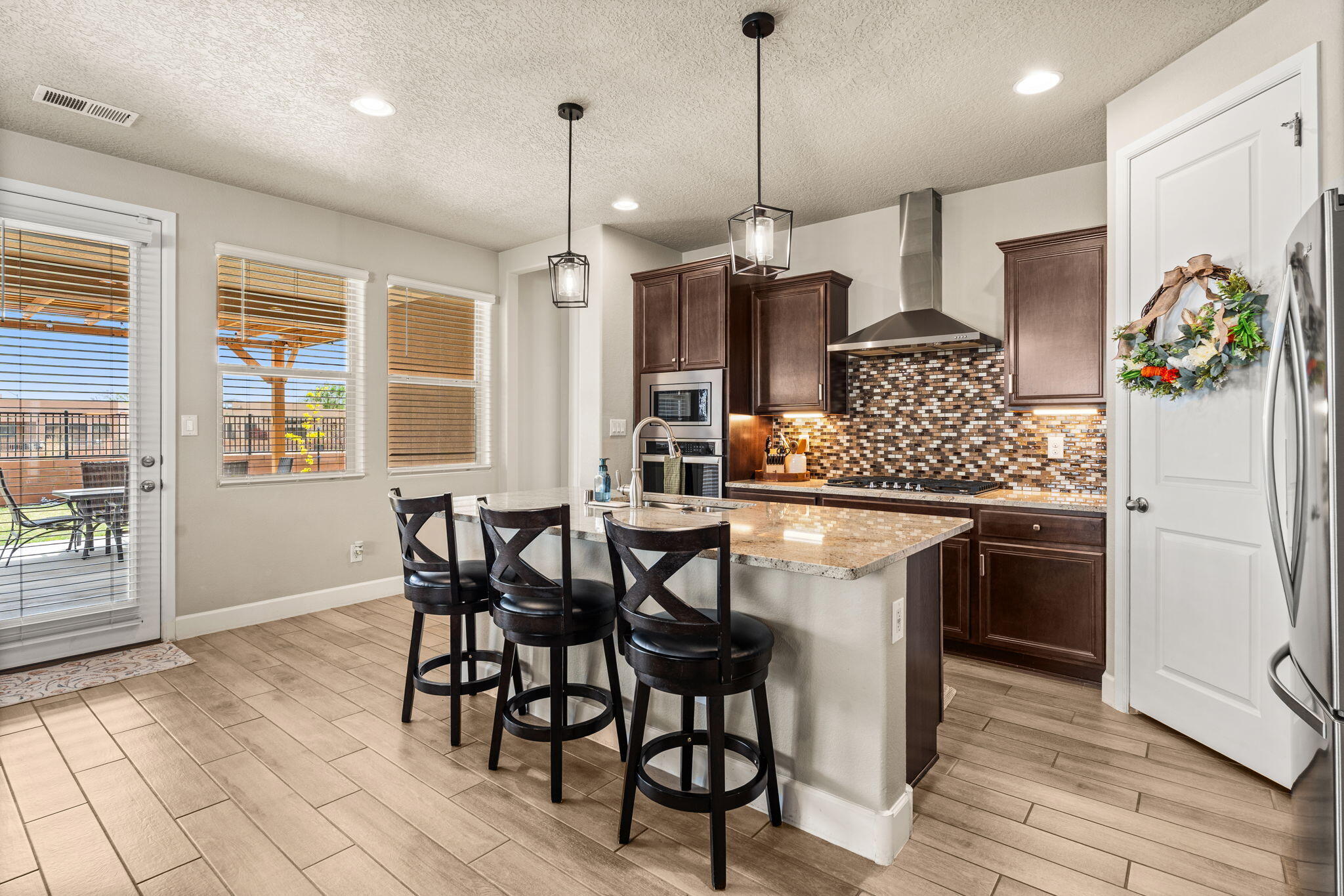 6216 REDROOT Street NW