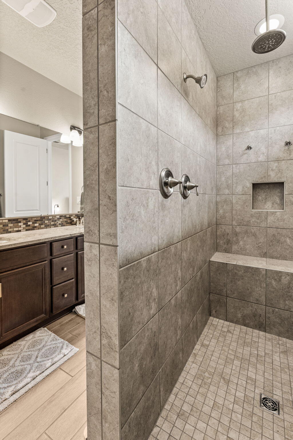 6216 REDROOT Street NW