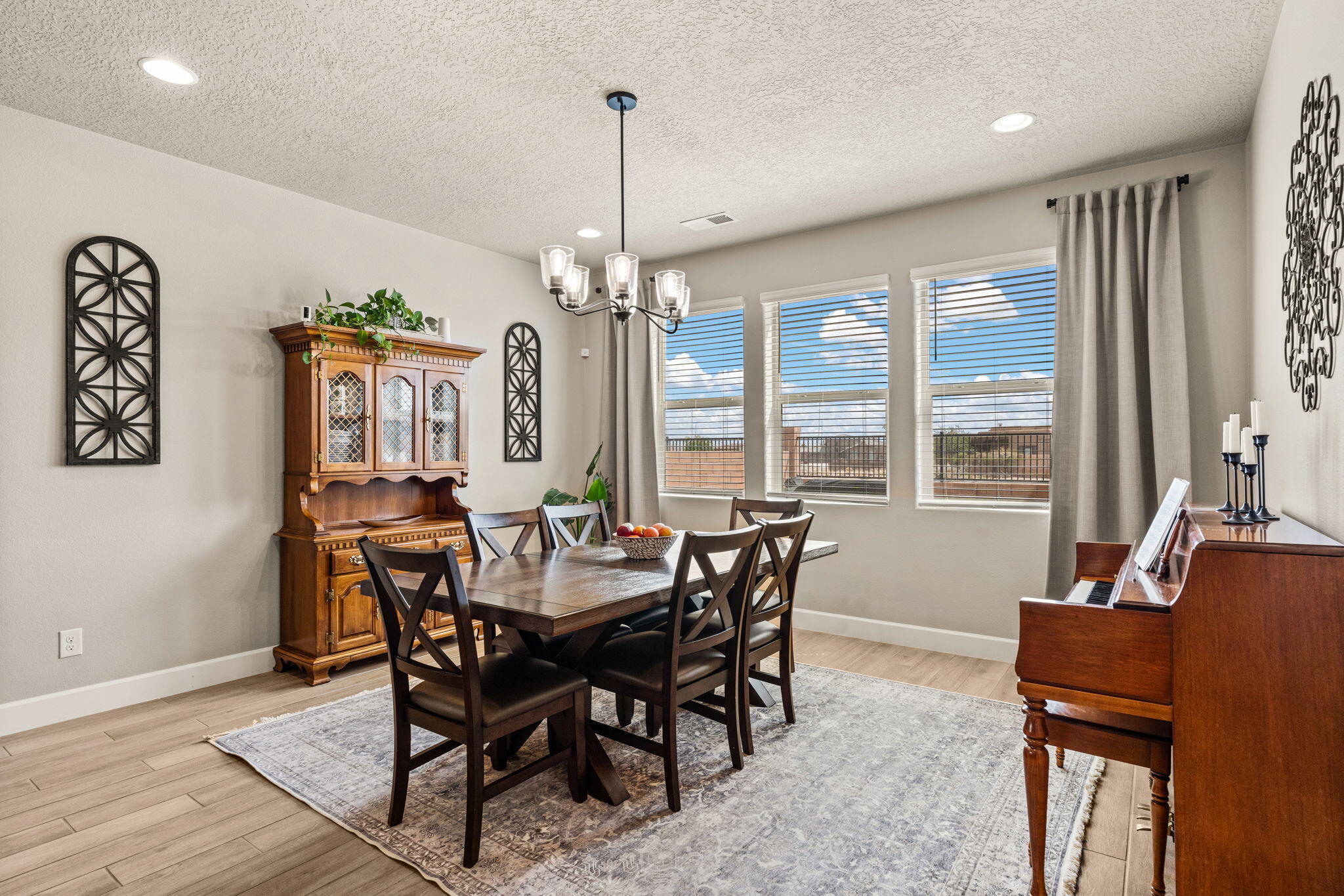 6216 REDROOT Street NW