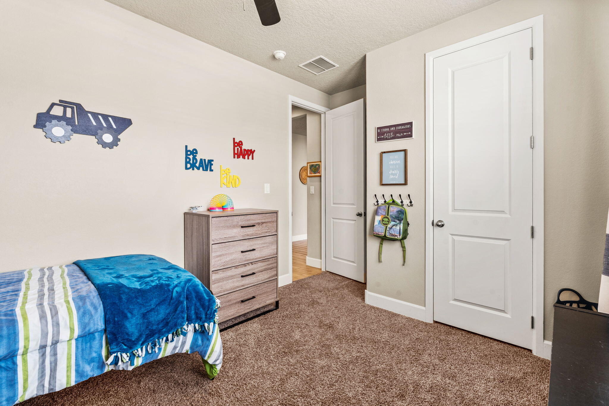 6216 REDROOT Street NW