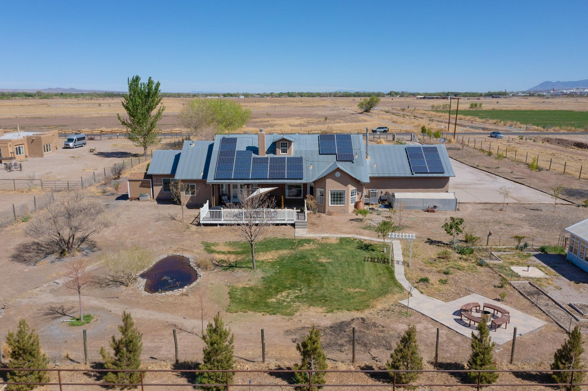 700 Salida Sandia SW