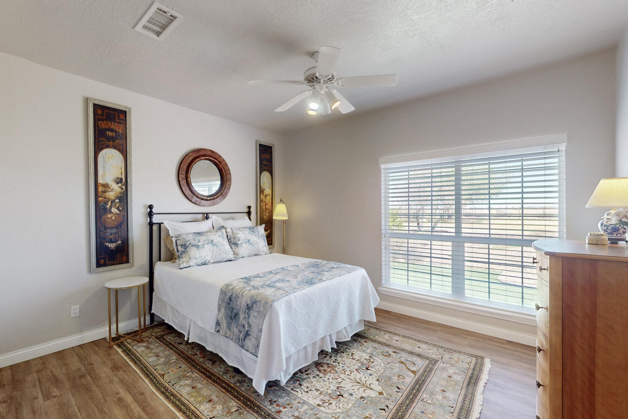 700 Salida Sandia SW