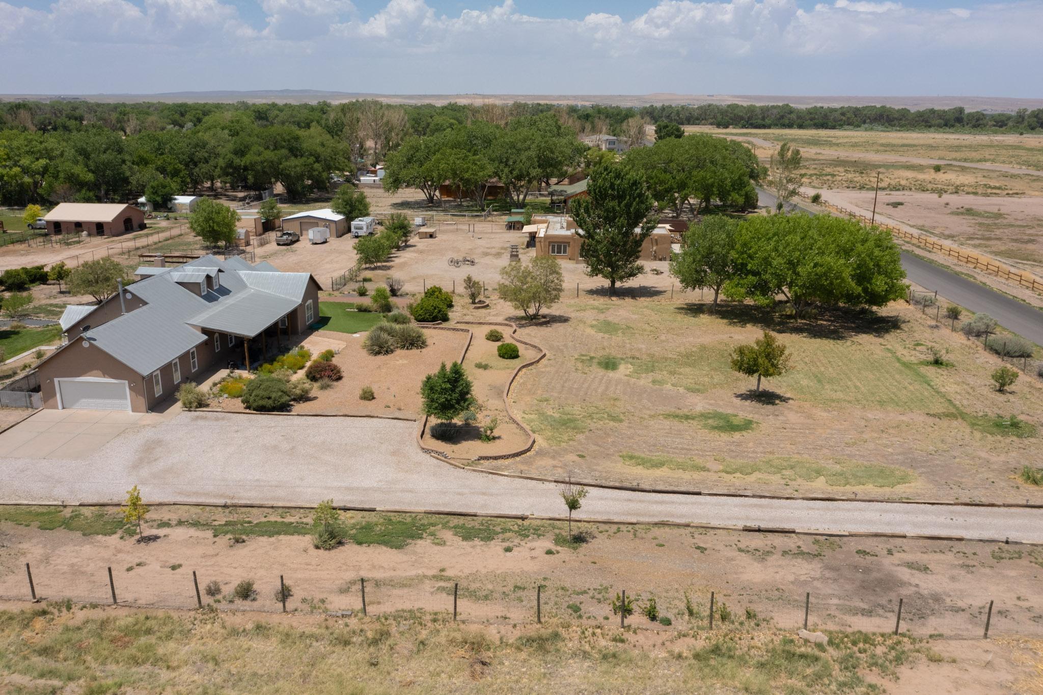 700 Salida Sandia SW