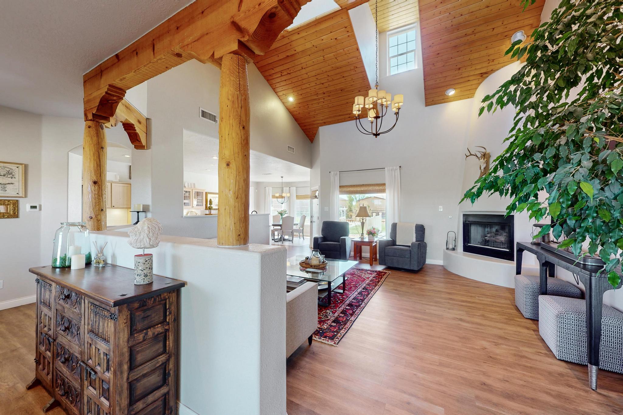 700 Salida Sandia SW