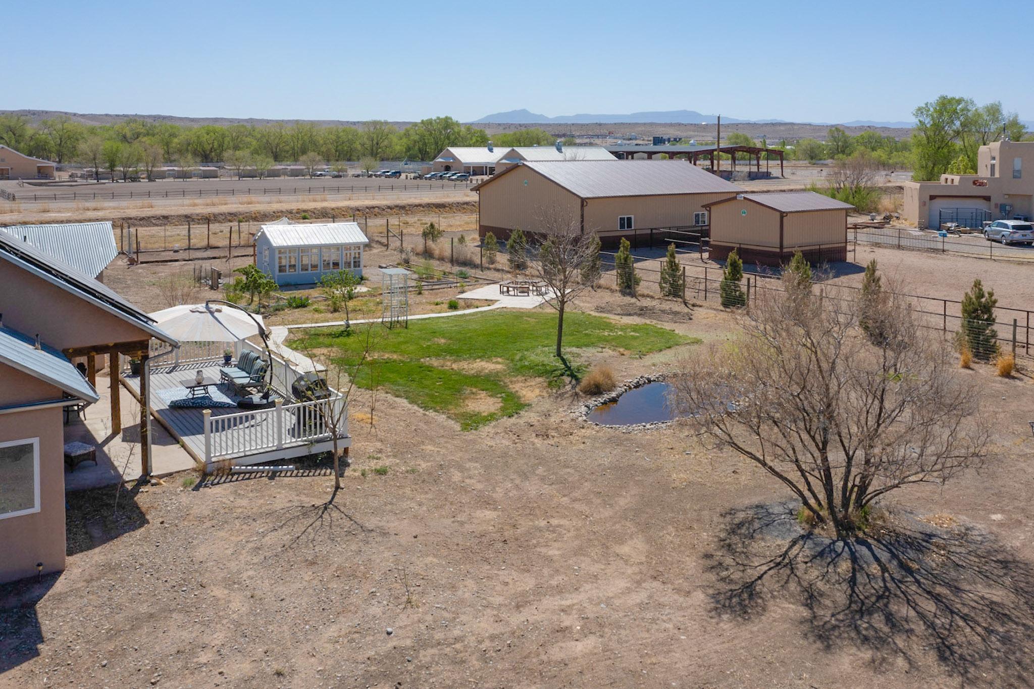 700 Salida Sandia SW