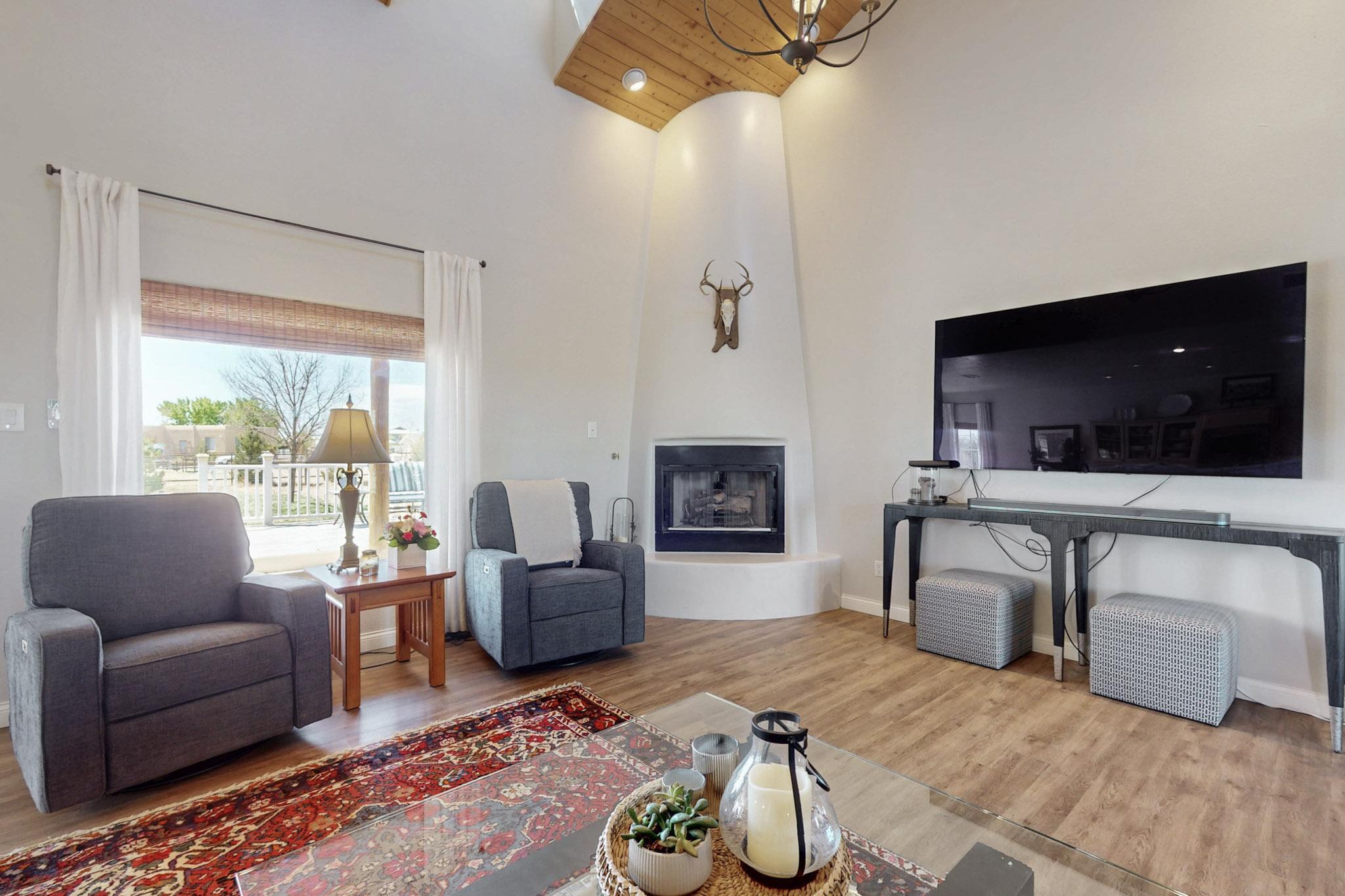 700 Salida Sandia SW