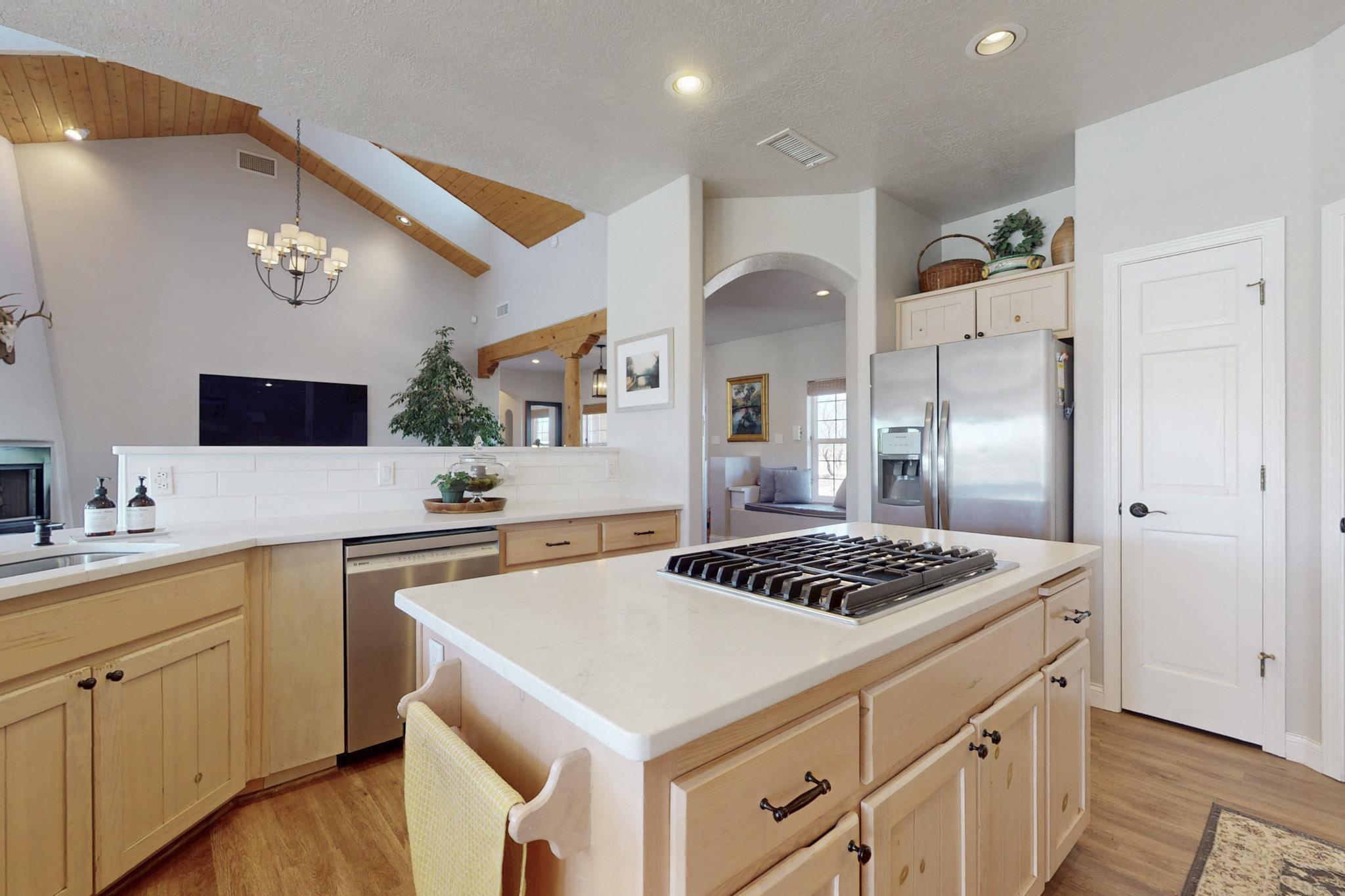 700 Salida Sandia SW