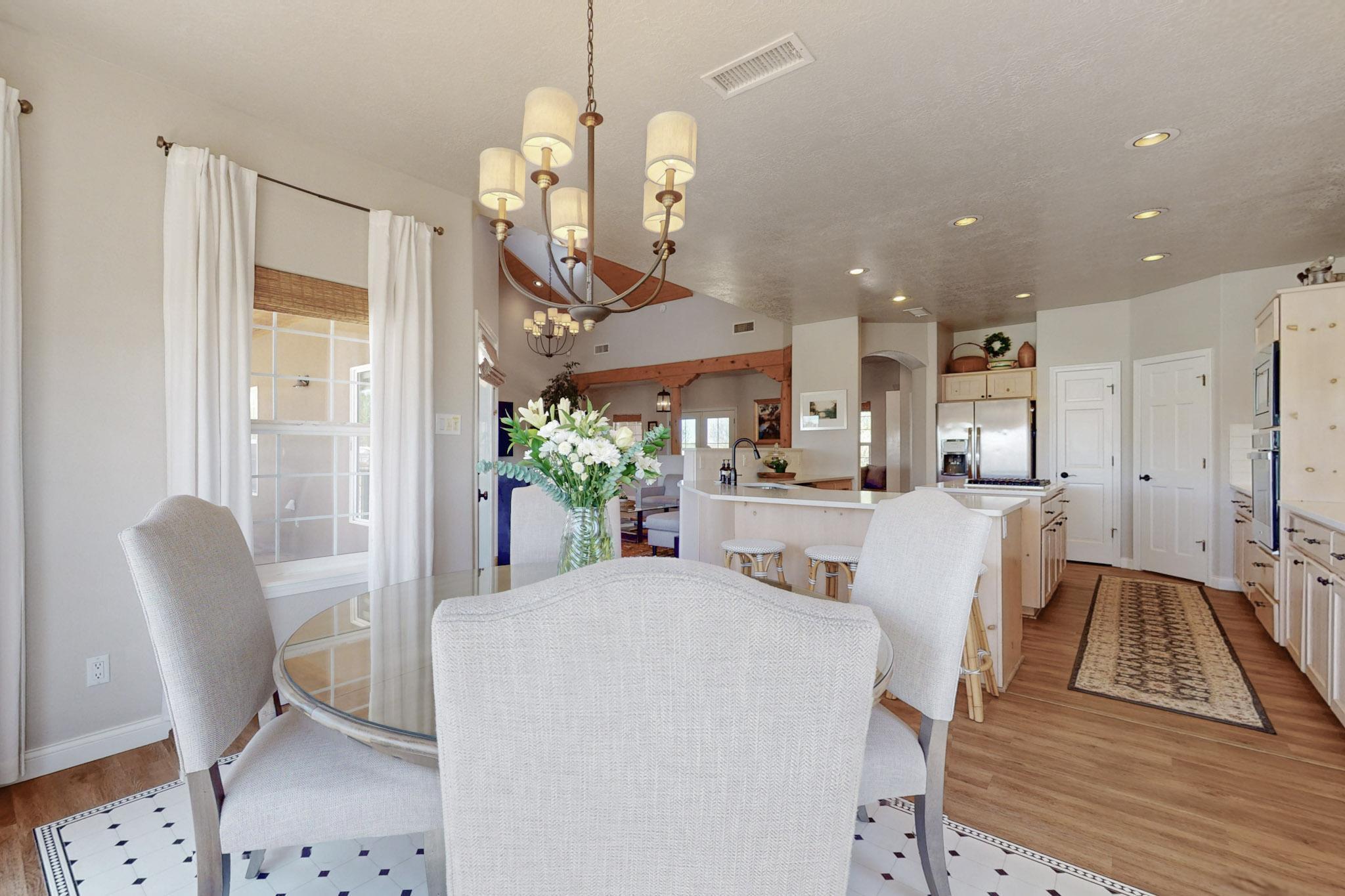 700 Salida Sandia SW