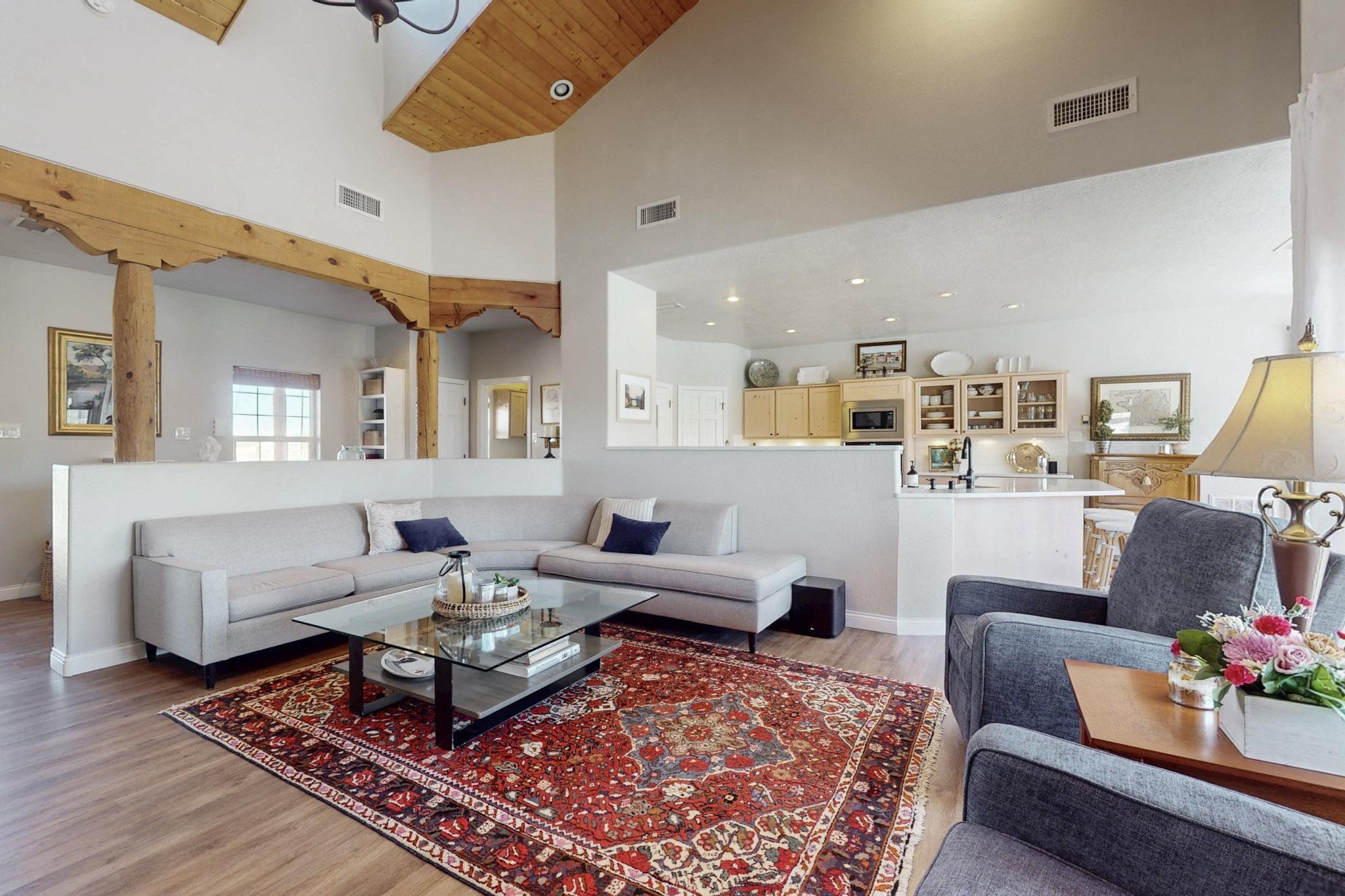 700 Salida Sandia SW