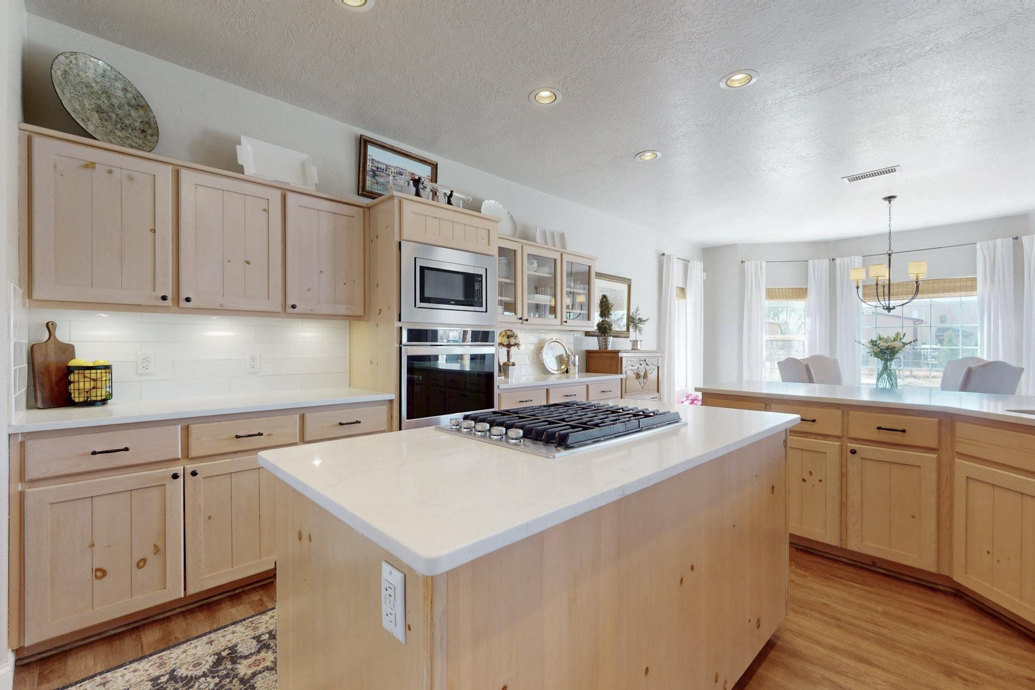 700 Salida Sandia SW