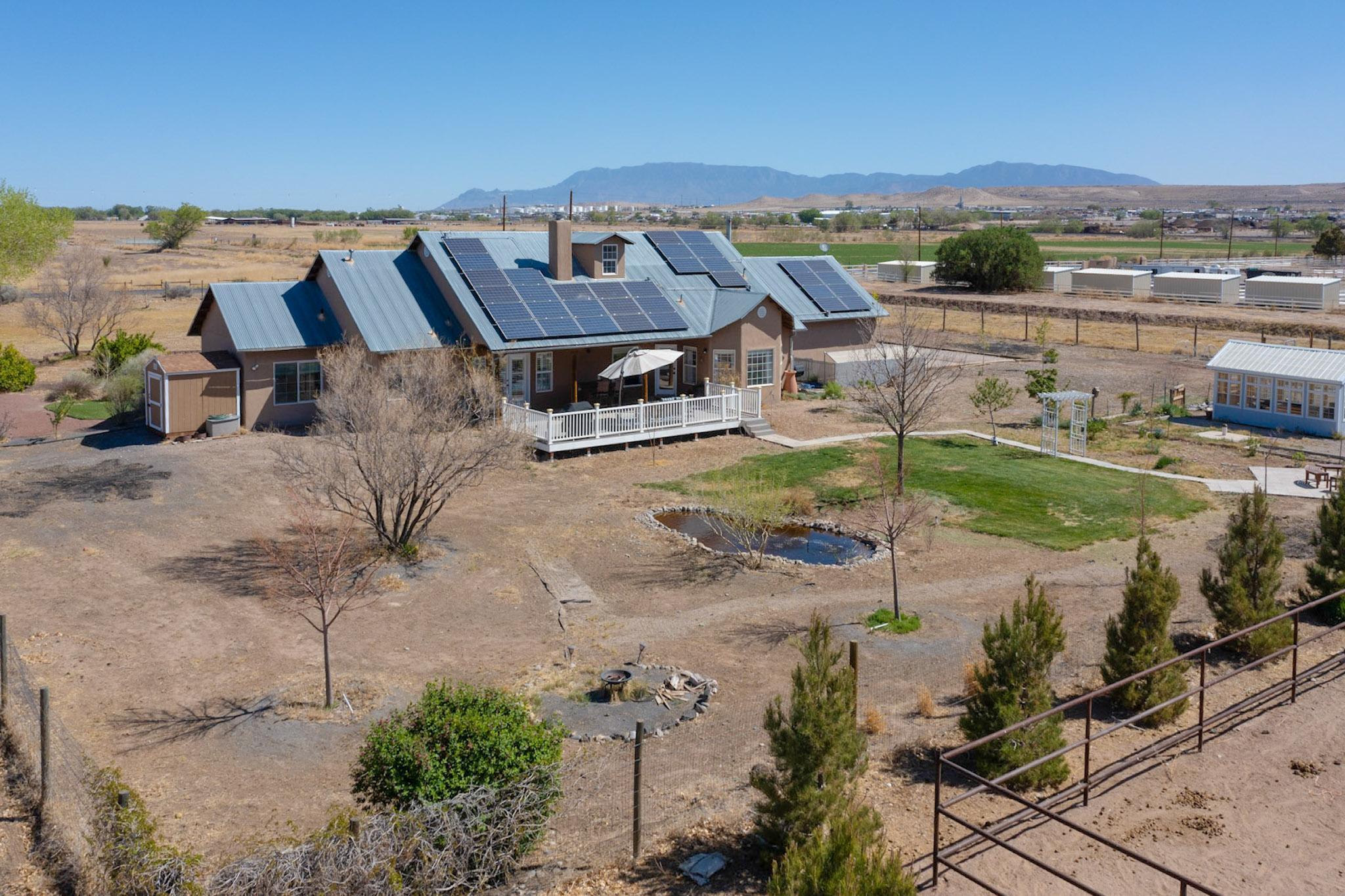 700 Salida Sandia SW