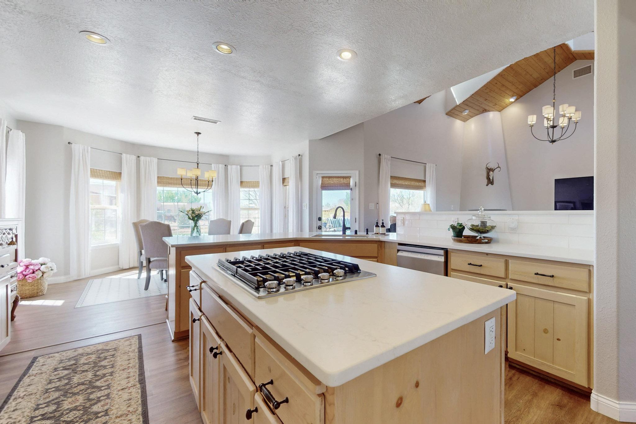 700 Salida Sandia SW