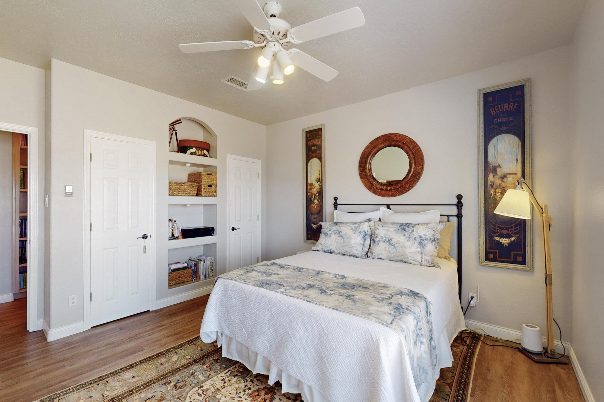 700 Salida Sandia SW