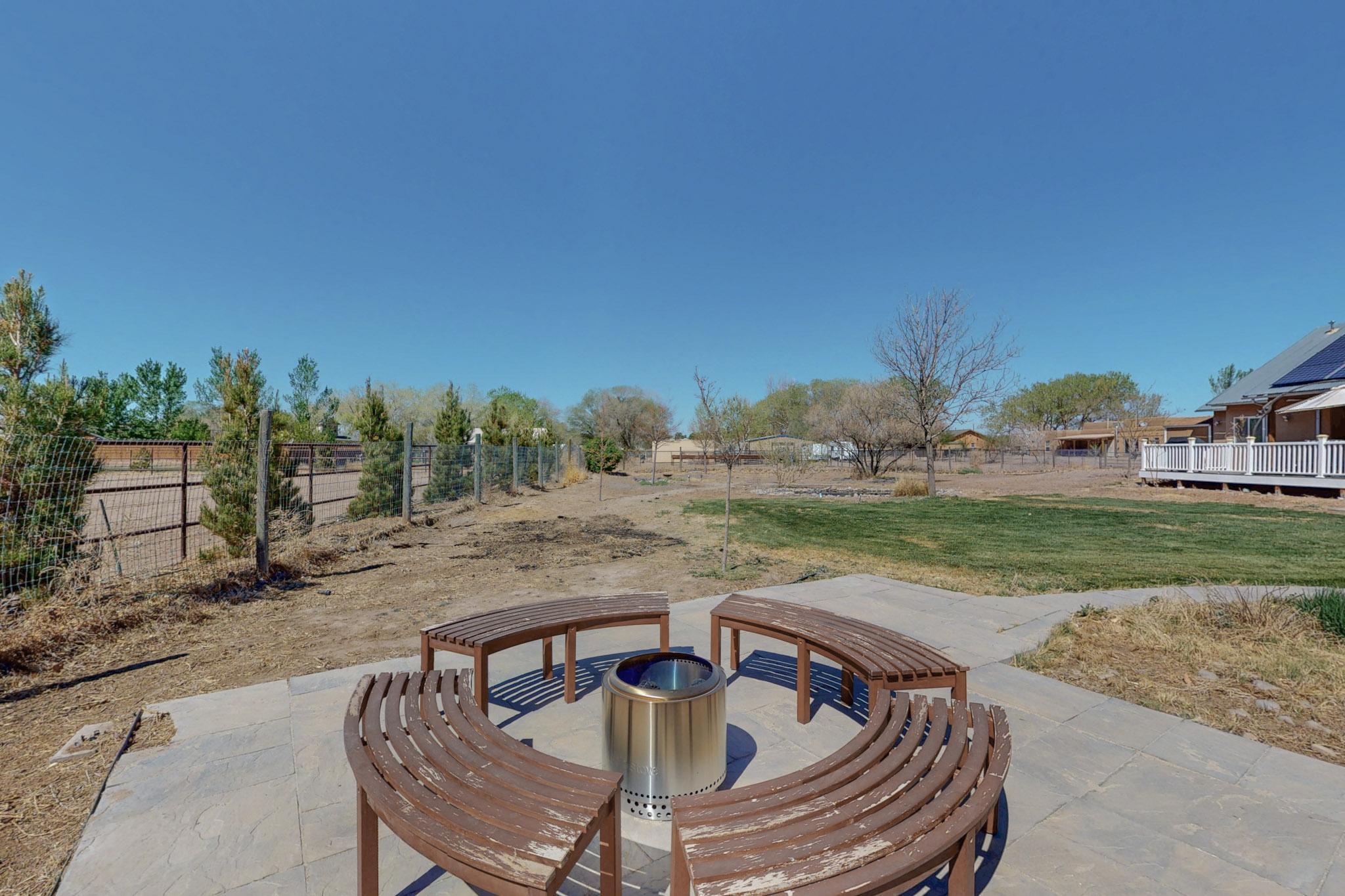 700 Salida Sandia SW