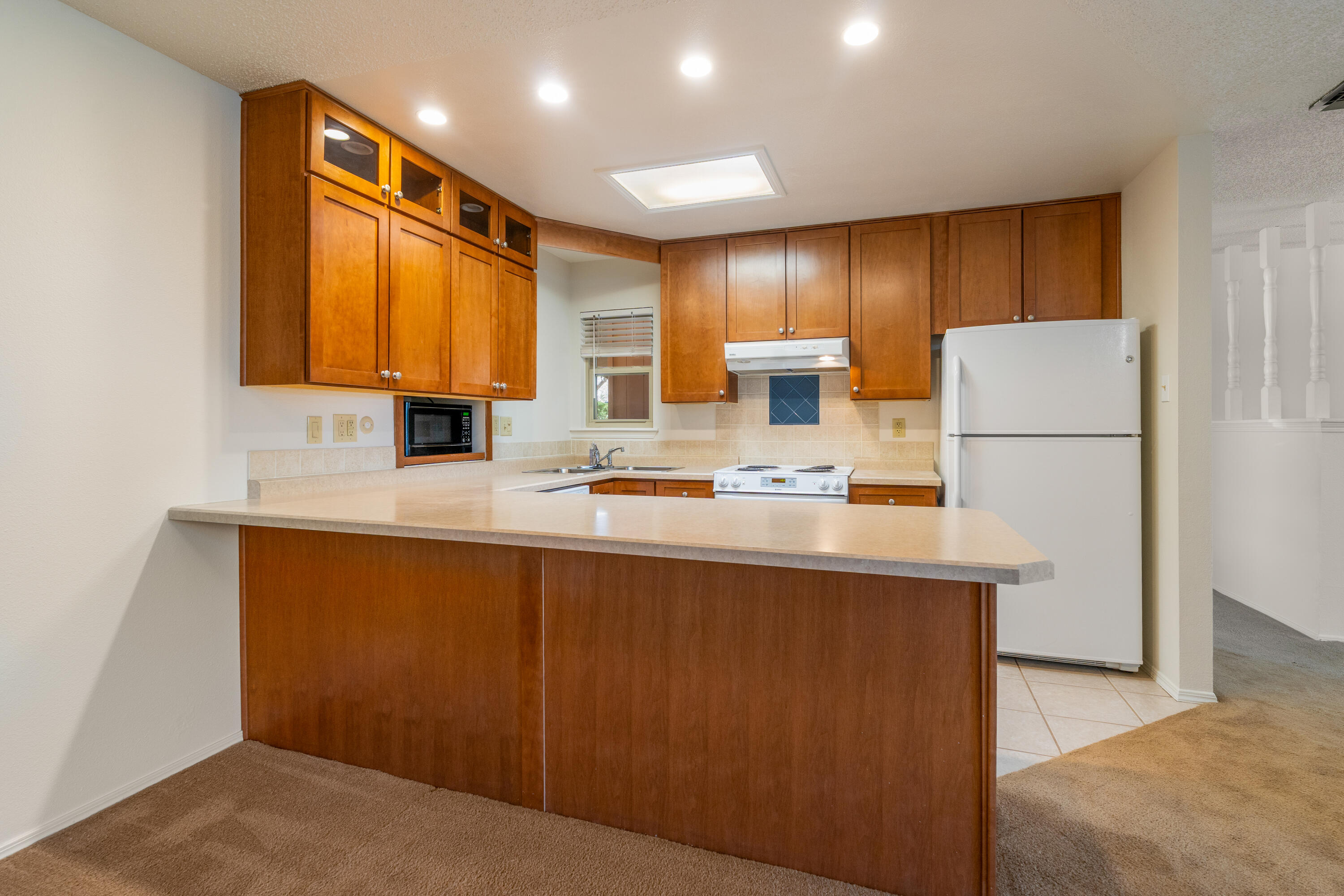 12012 ELVIN Place NE