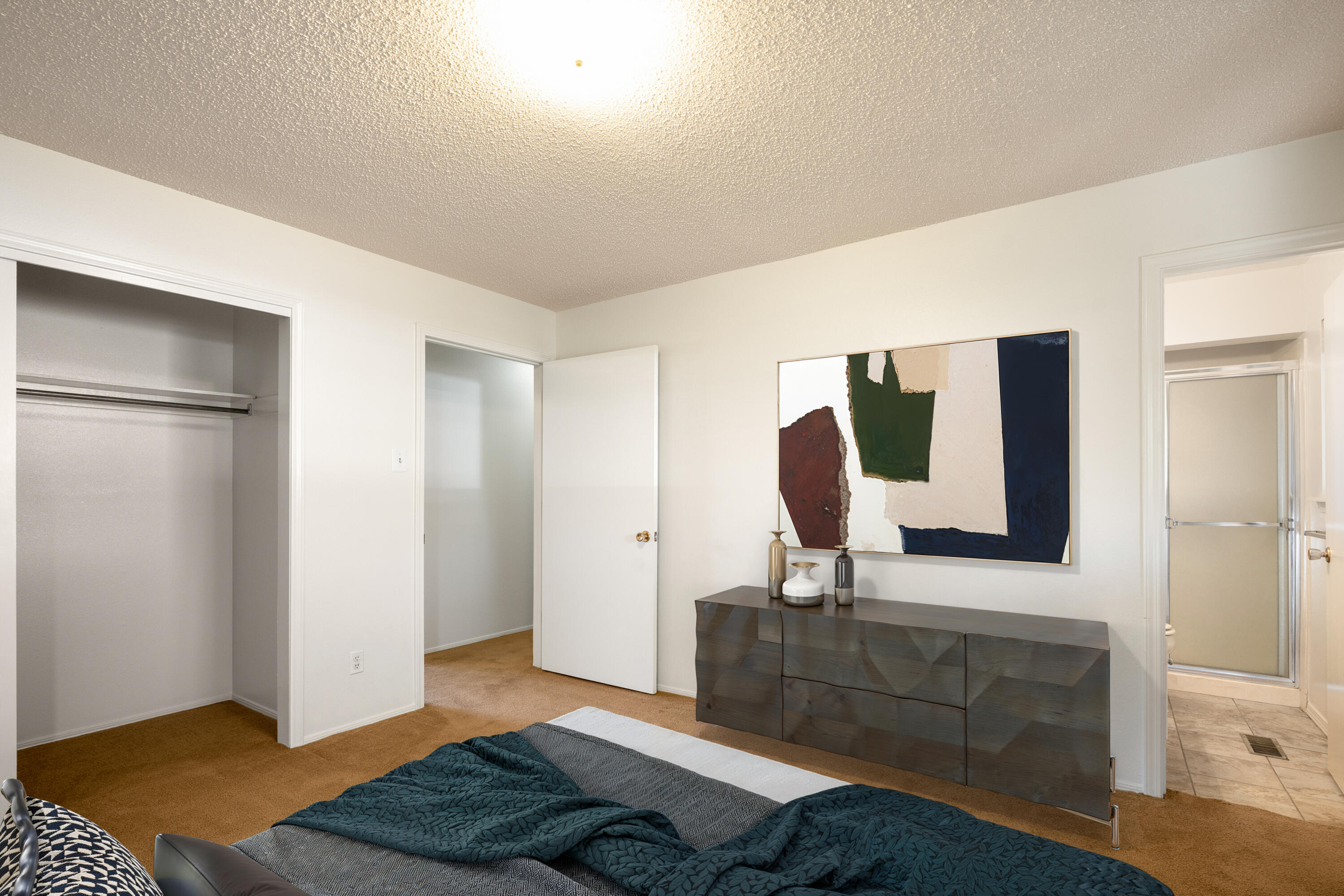 12012 ELVIN Place NE