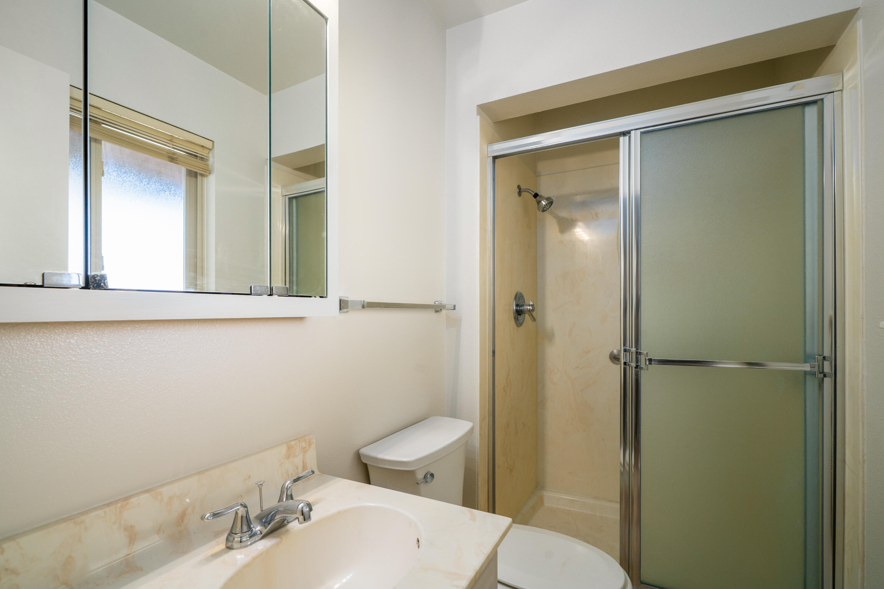 12012 ELVIN Place NE