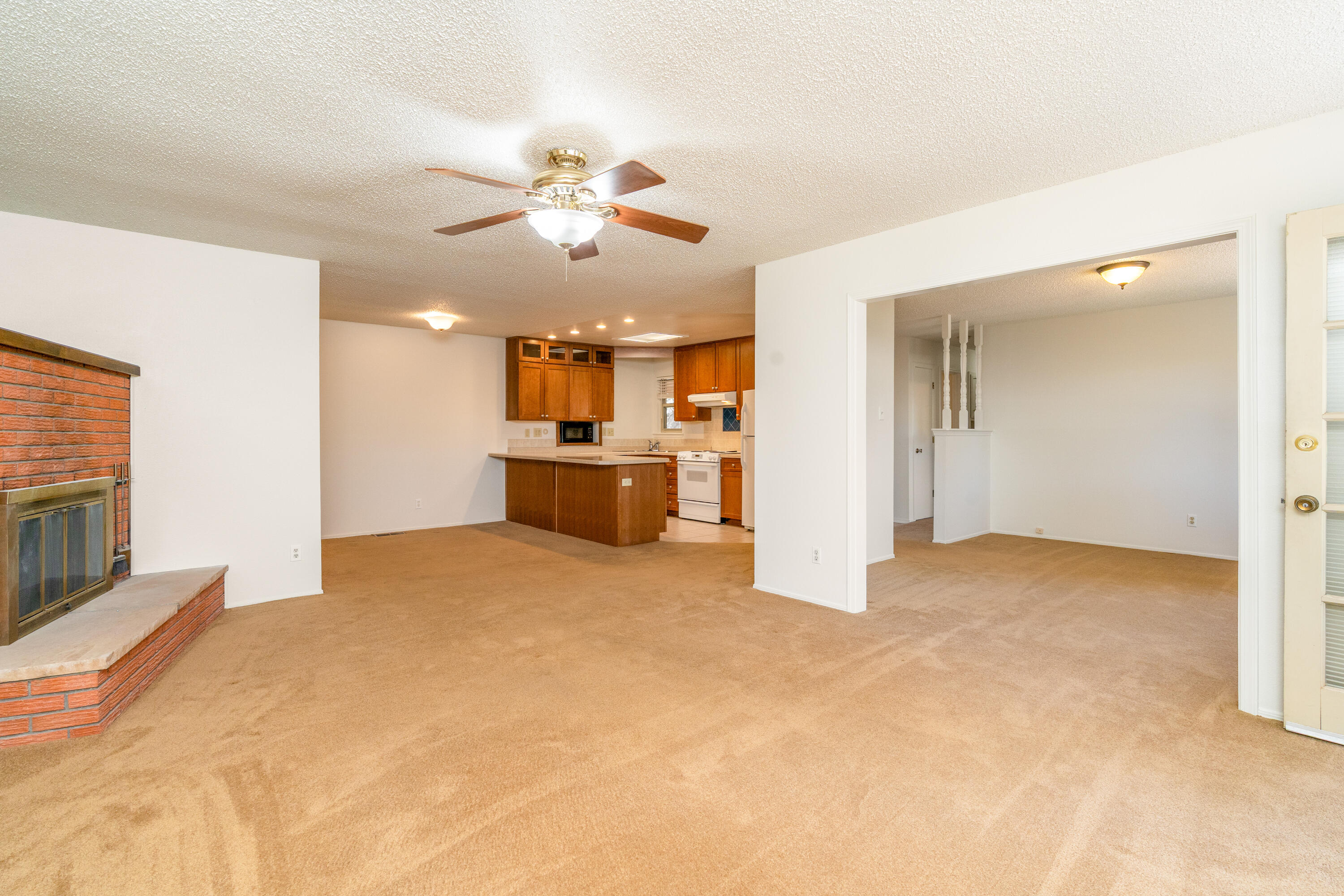 12012 ELVIN Place NE