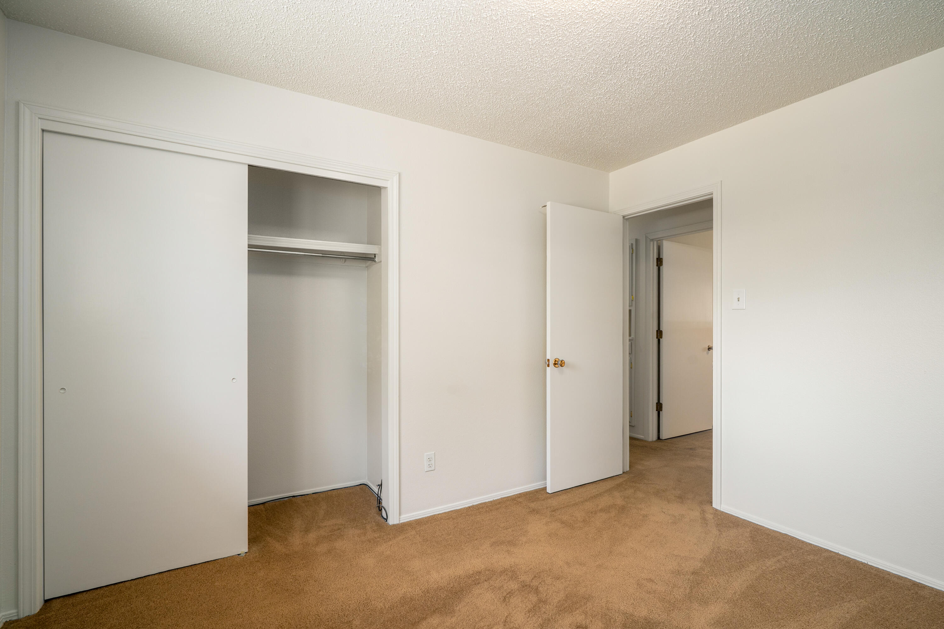 12012 ELVIN Place NE