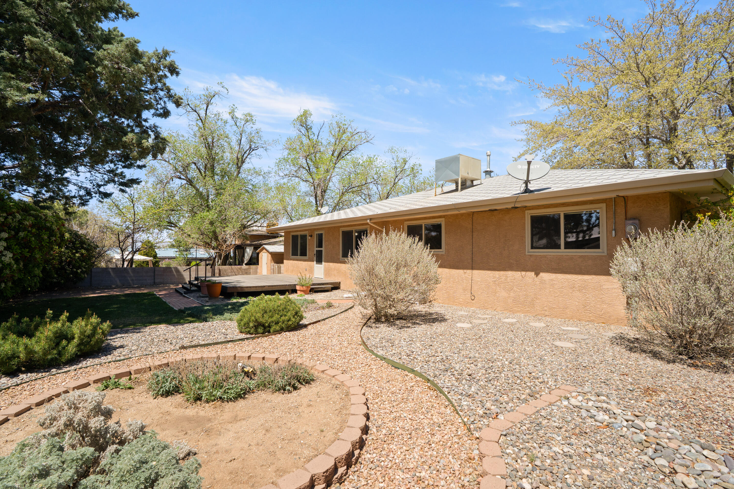 12012 ELVIN Place NE