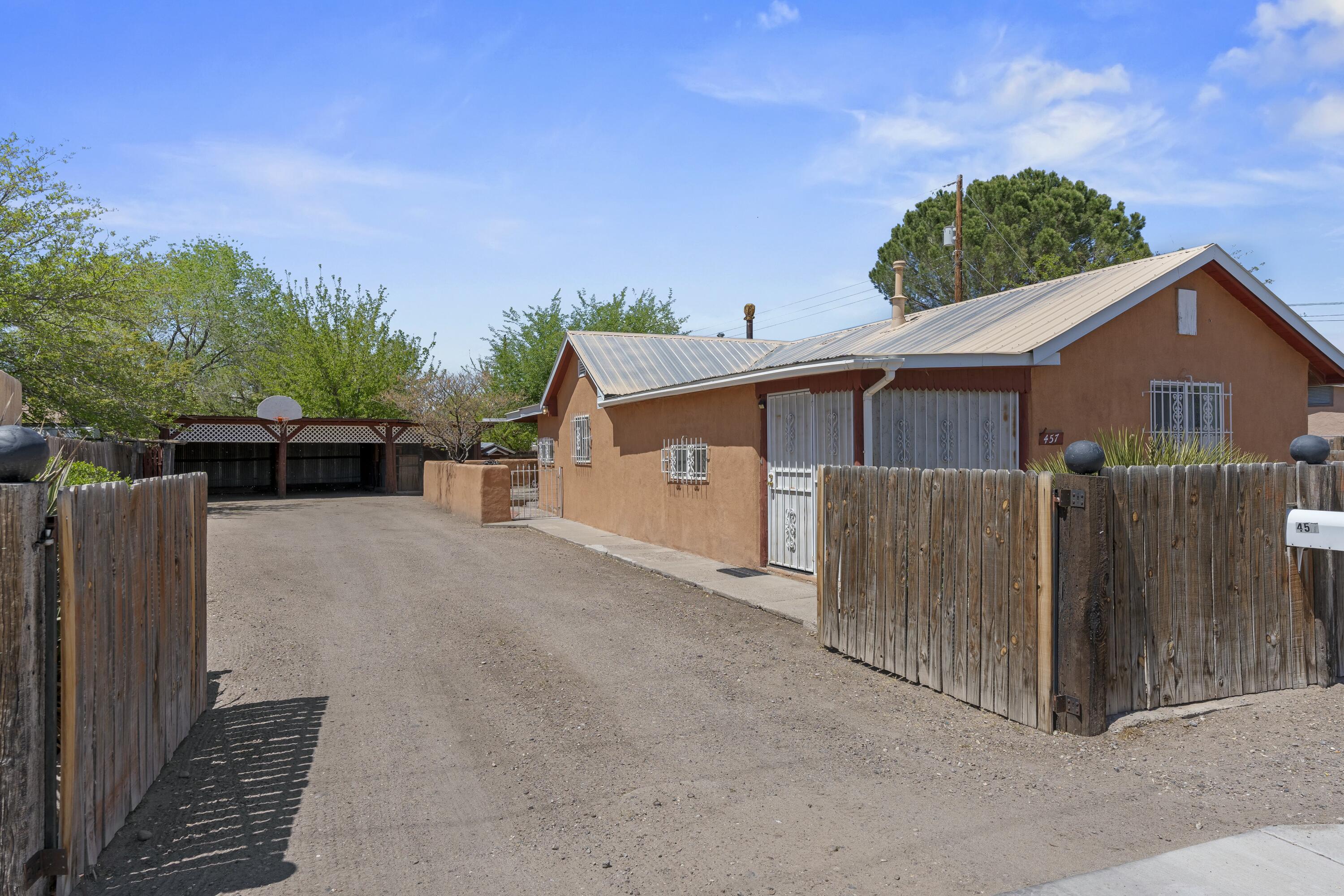 457 ATRISCO Drive SW