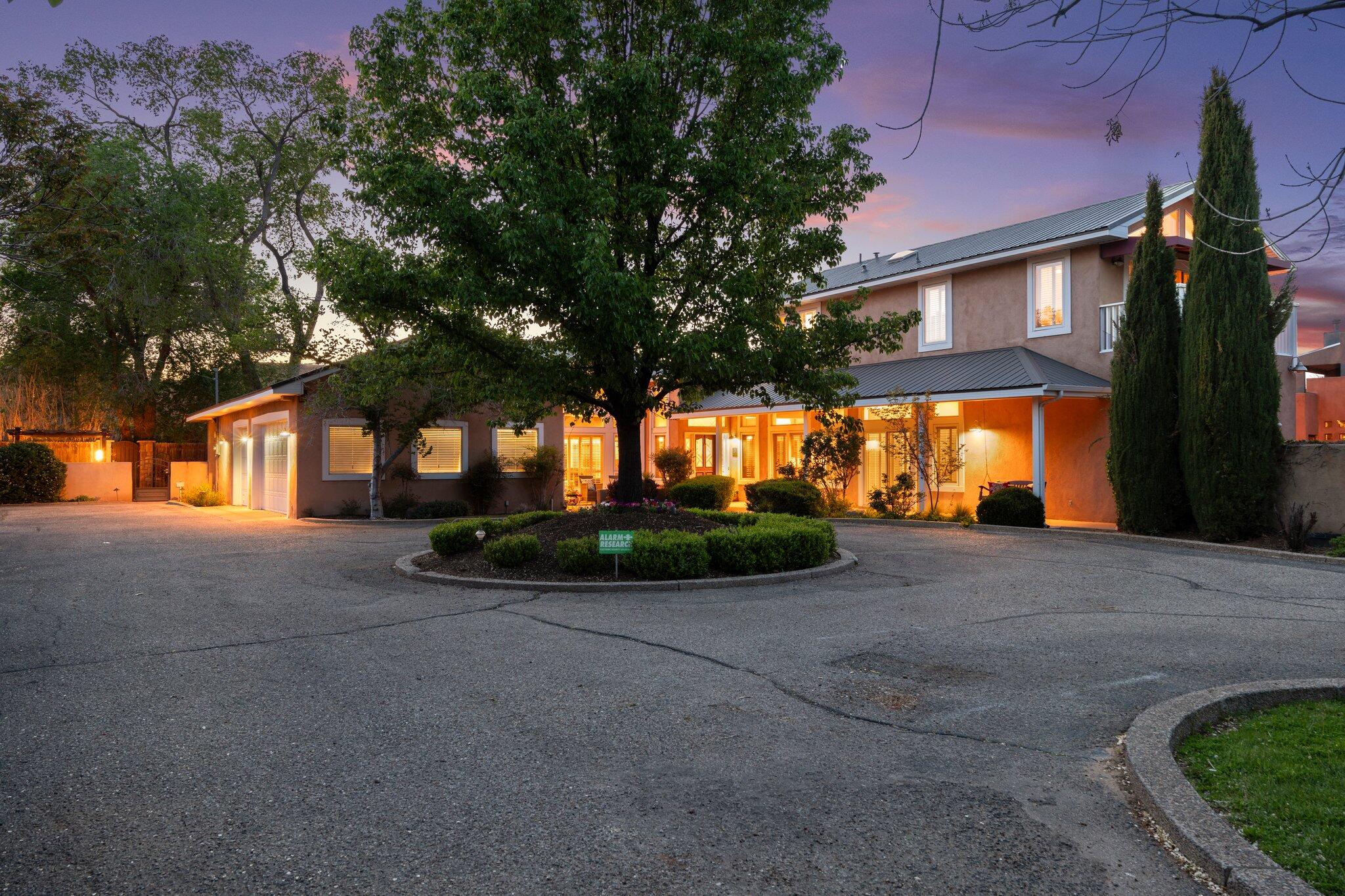 3023 RIO GRANDE Boulevard NW