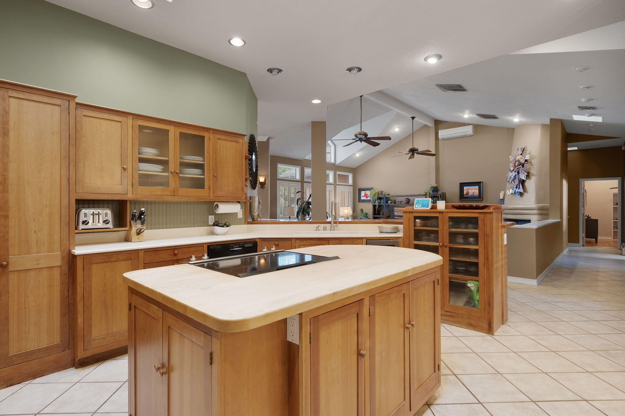 3023 RIO GRANDE Boulevard NW