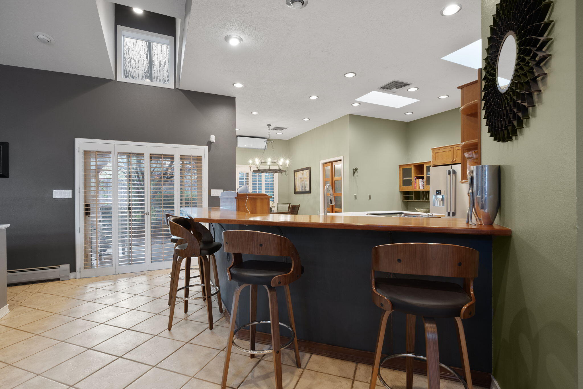 3023 RIO GRANDE Boulevard NW