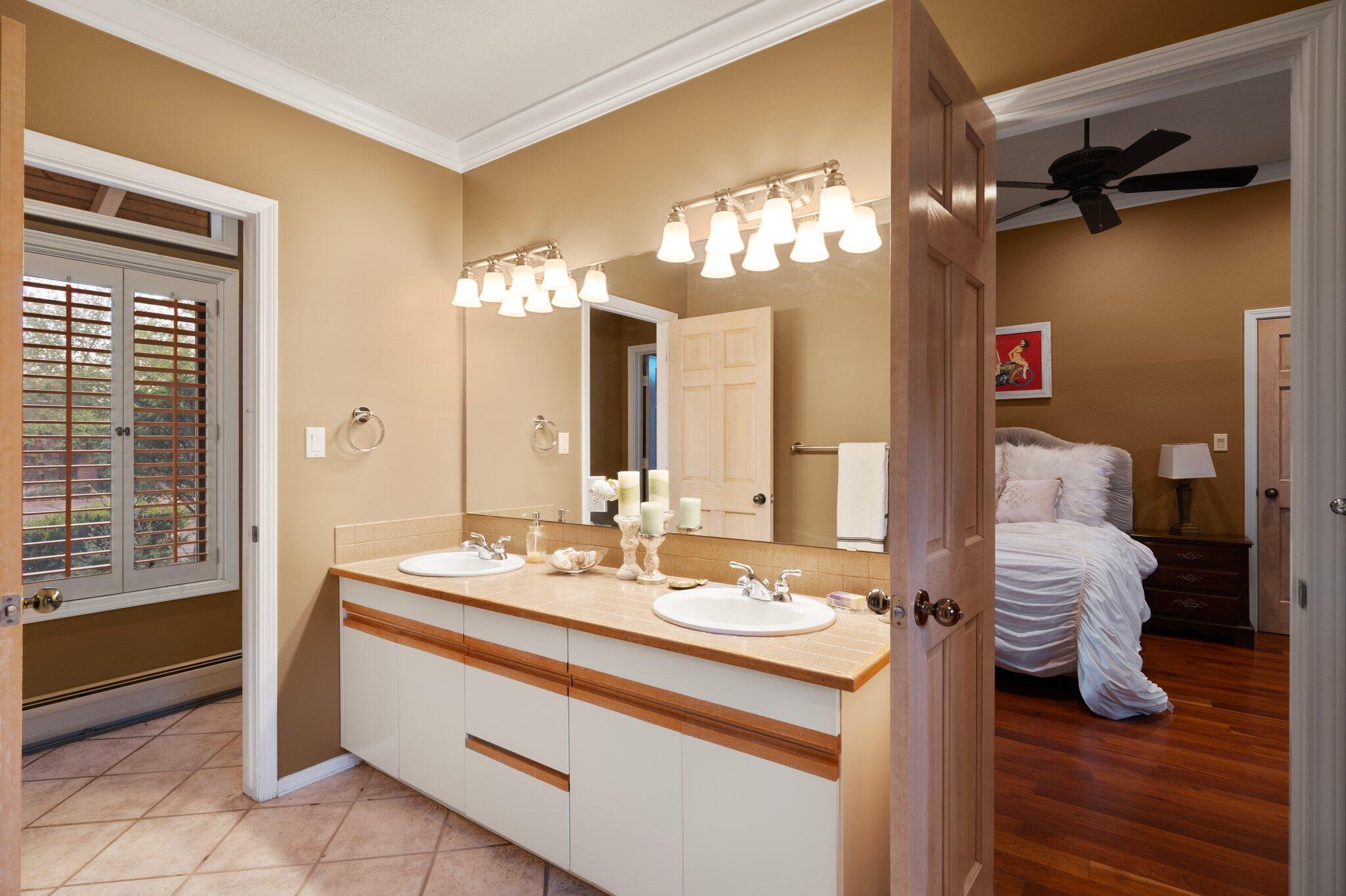 3023 RIO GRANDE Boulevard NW