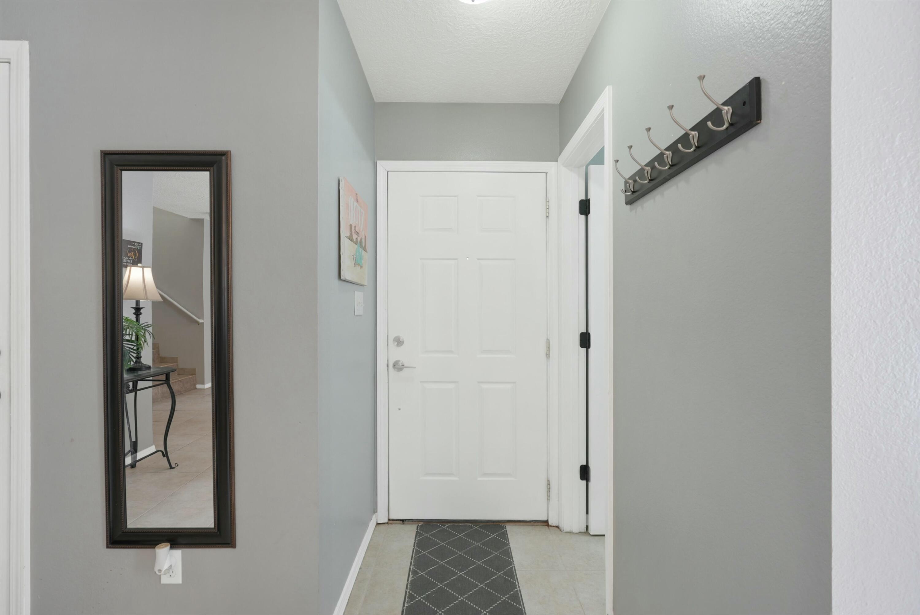 10748 Humphries Lane SW