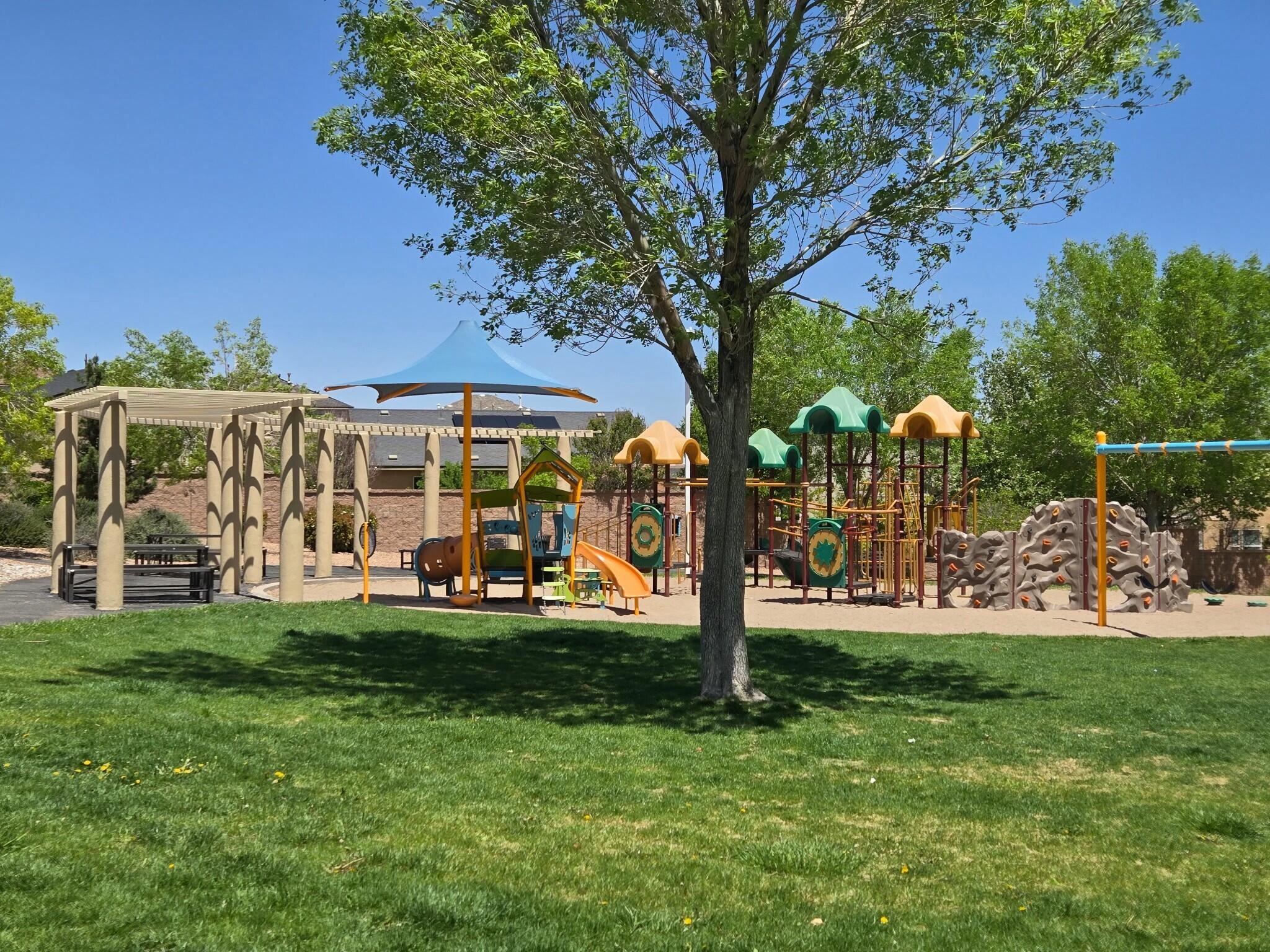 10748 Humphries Lane SW