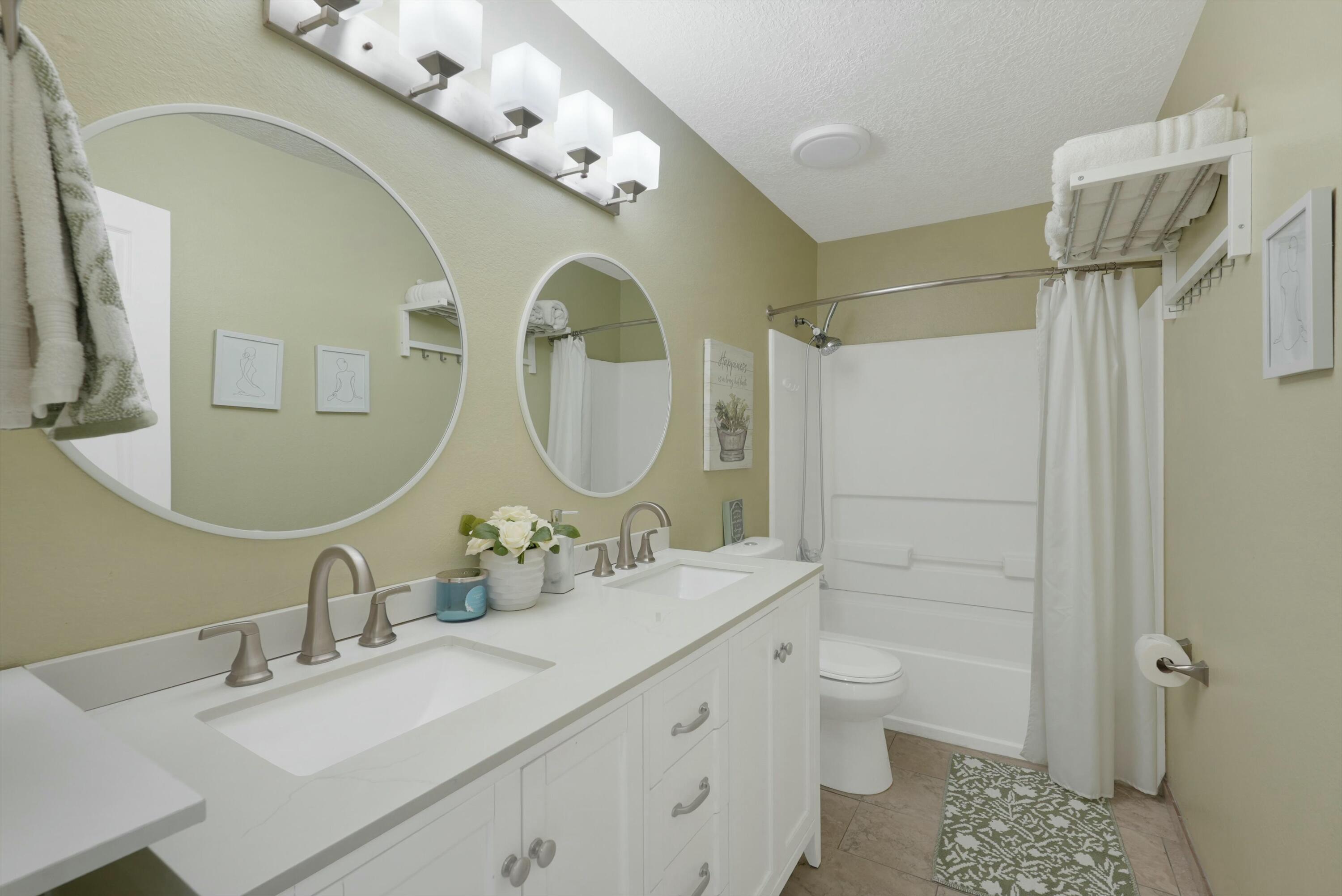 10748 Humphries Lane SW