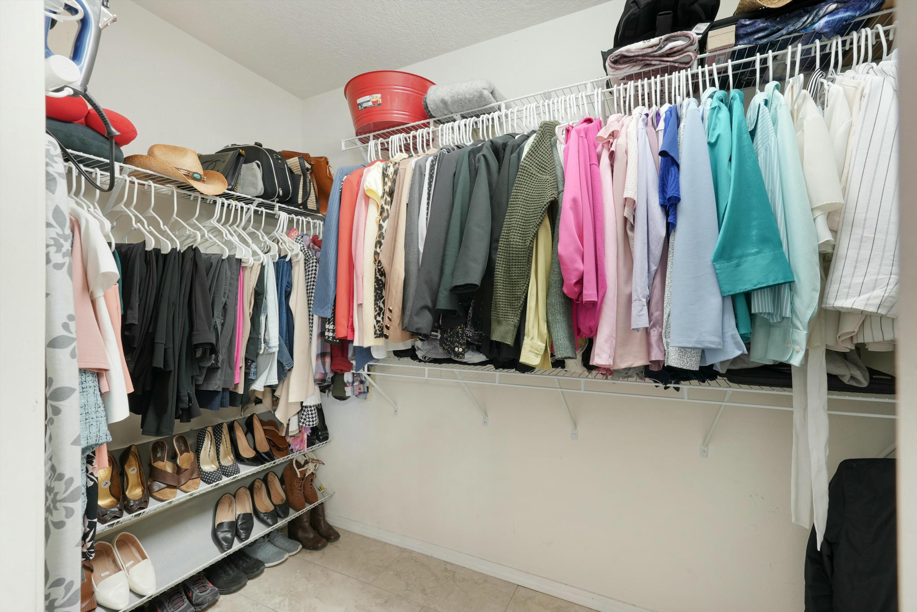 10748 Humphries Lane SW