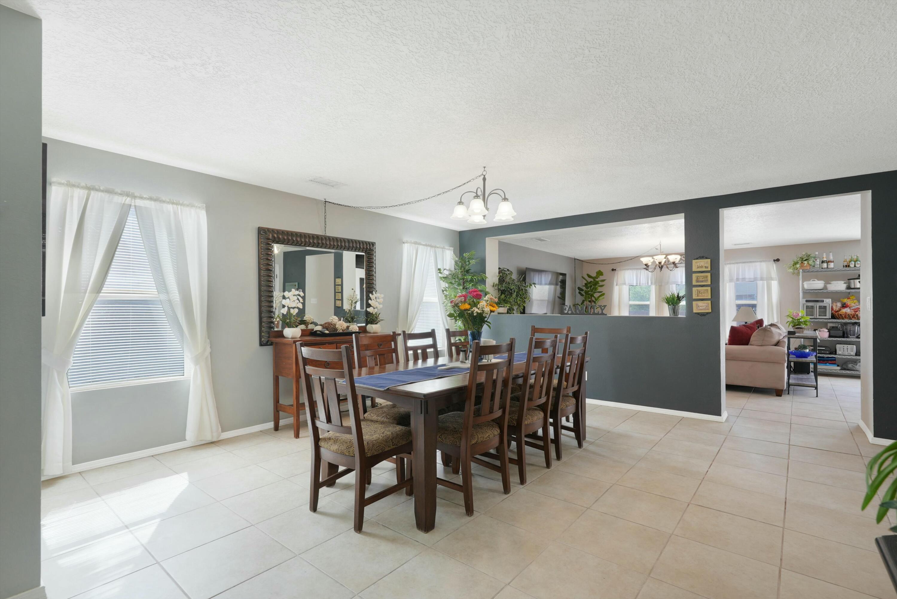 10748 Humphries Lane SW