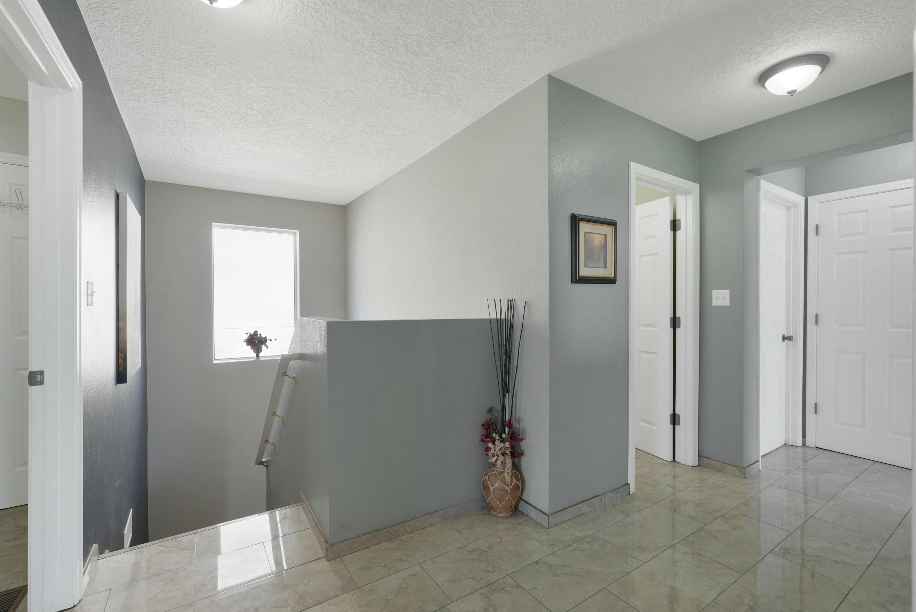 10748 Humphries Lane SW