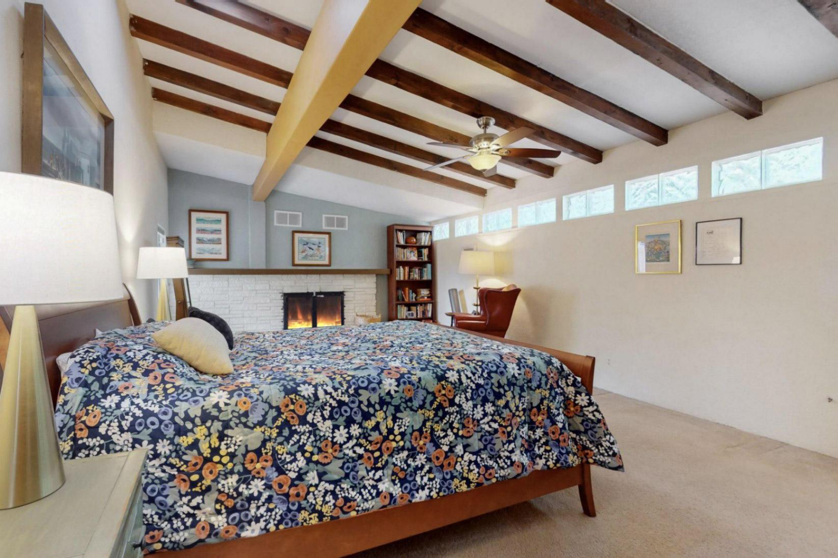 5006 Pershing Avenue SE