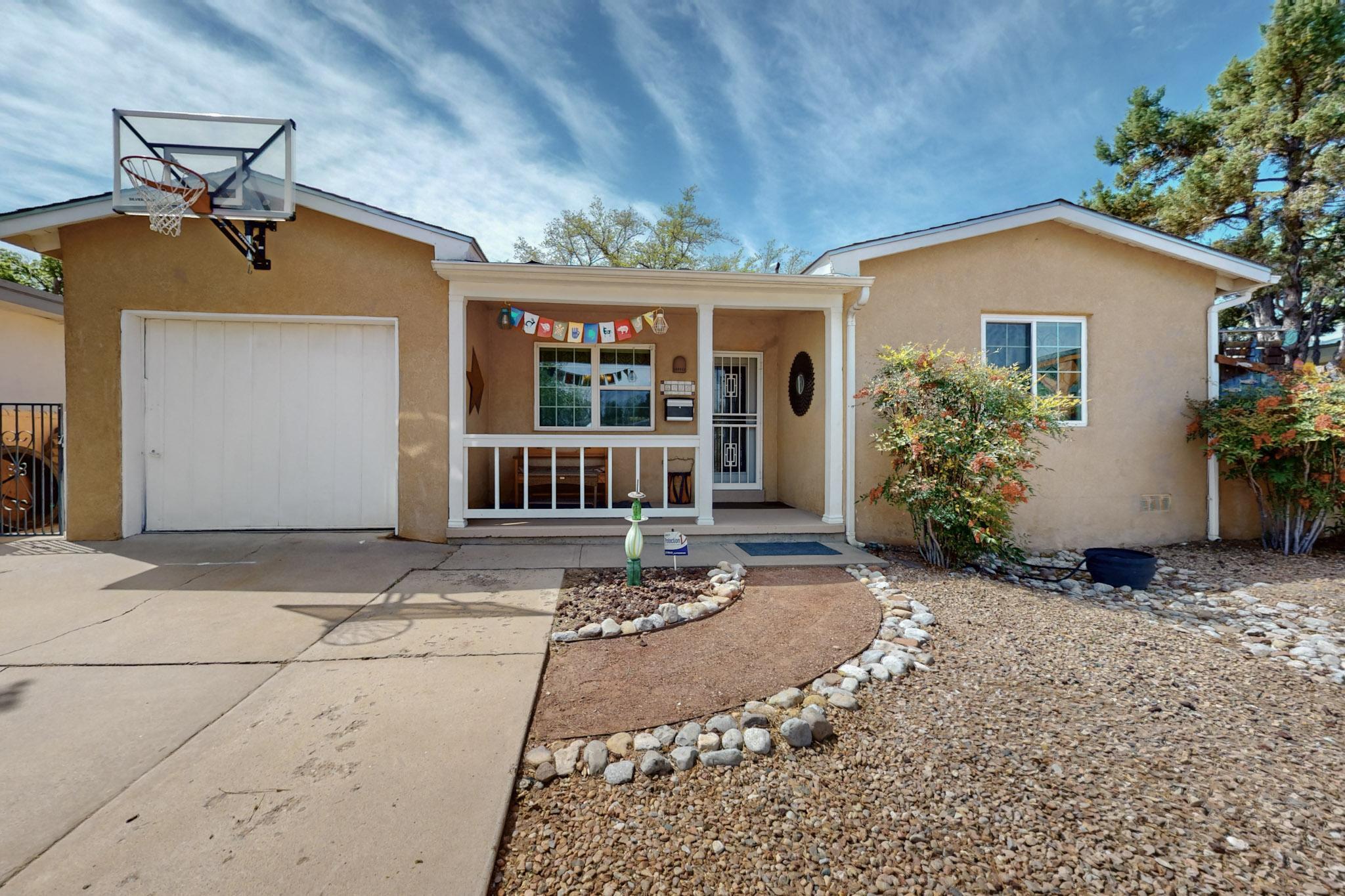 5006 Pershing Avenue SE