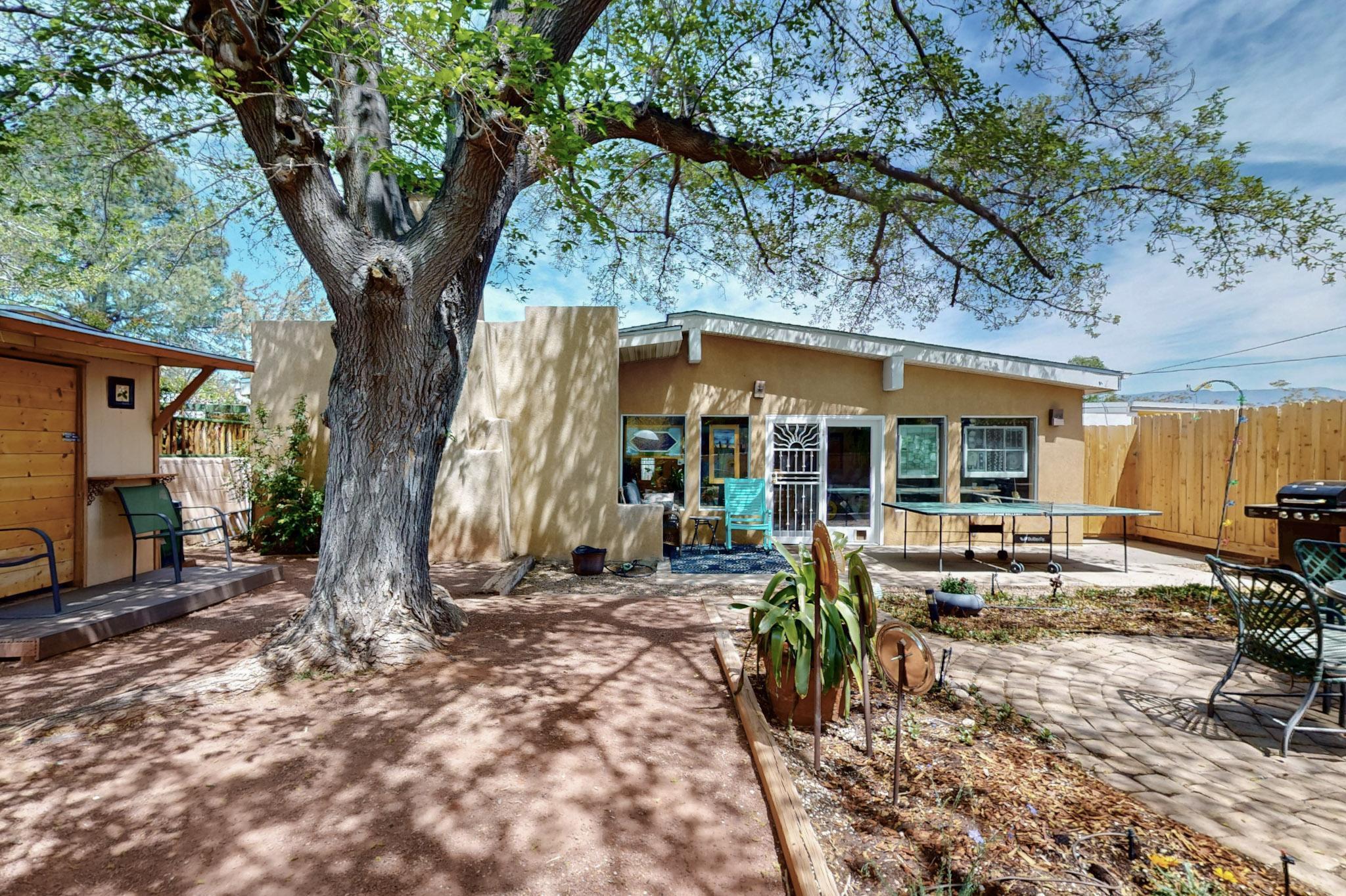 5006 Pershing Avenue SE