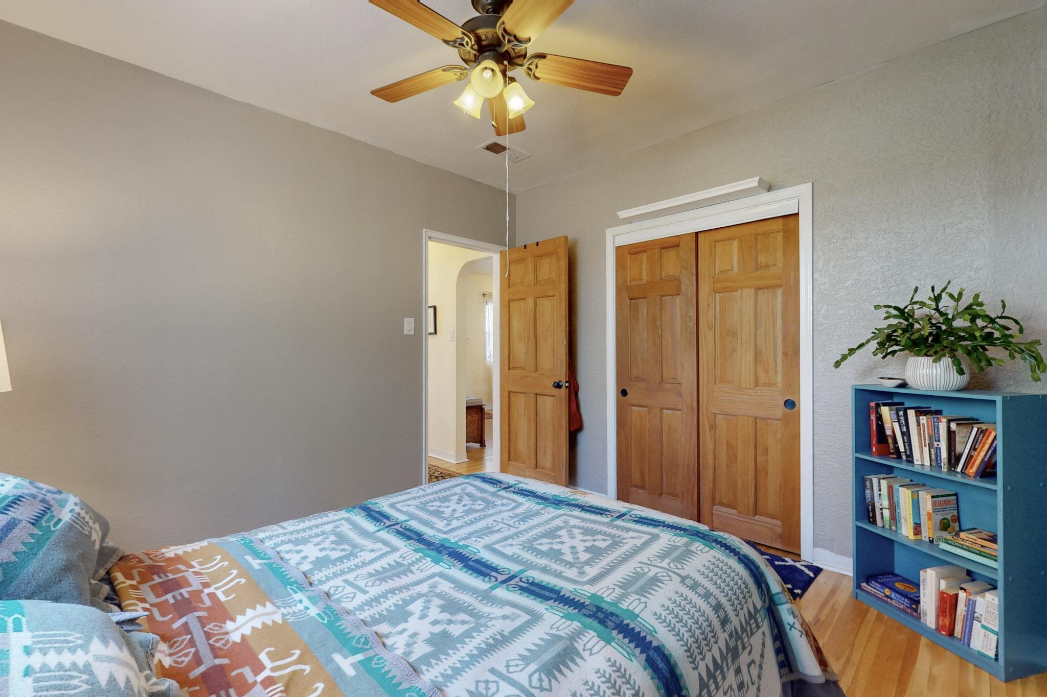 5006 Pershing Avenue SE