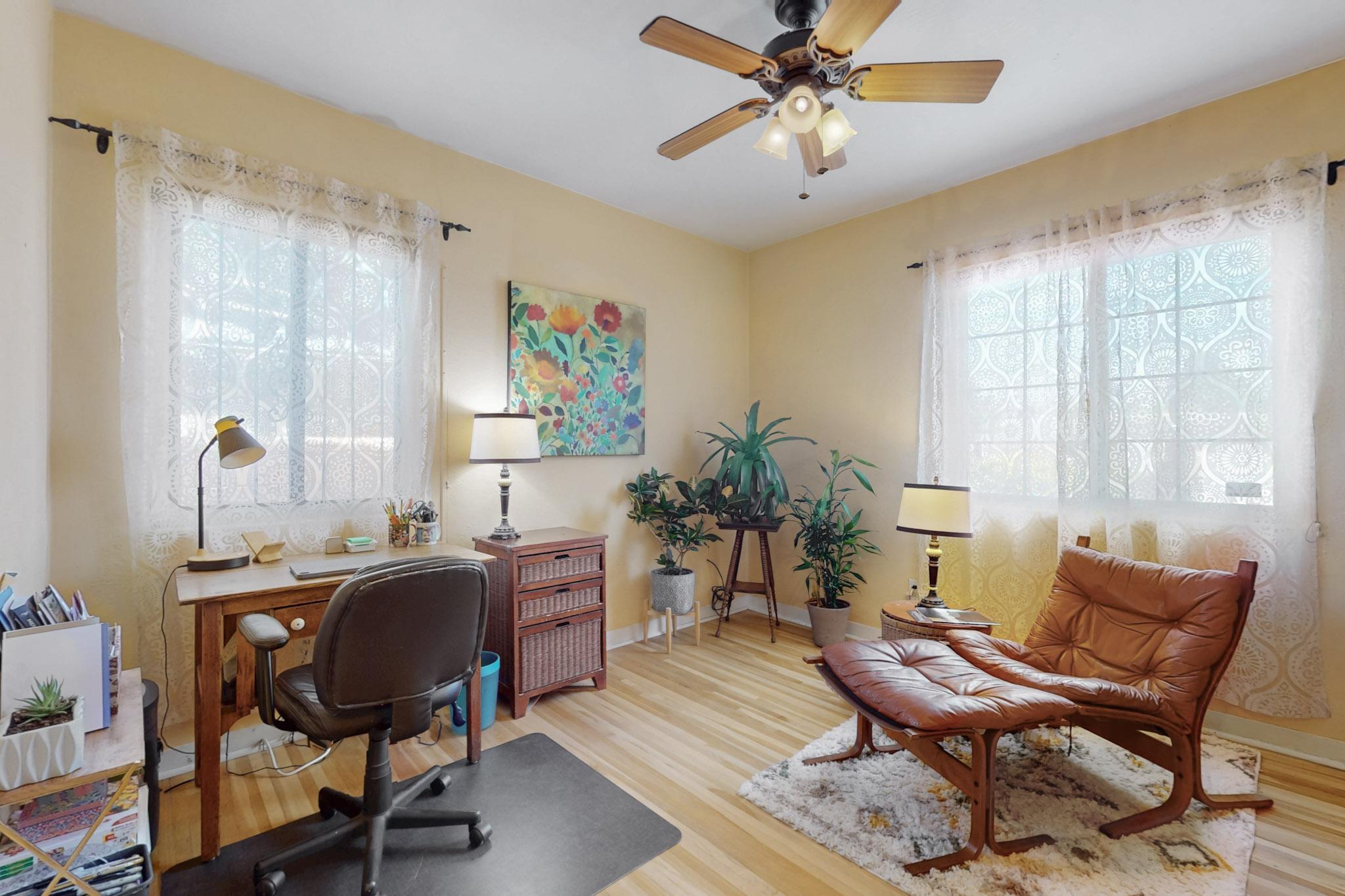 5006 Pershing Avenue SE