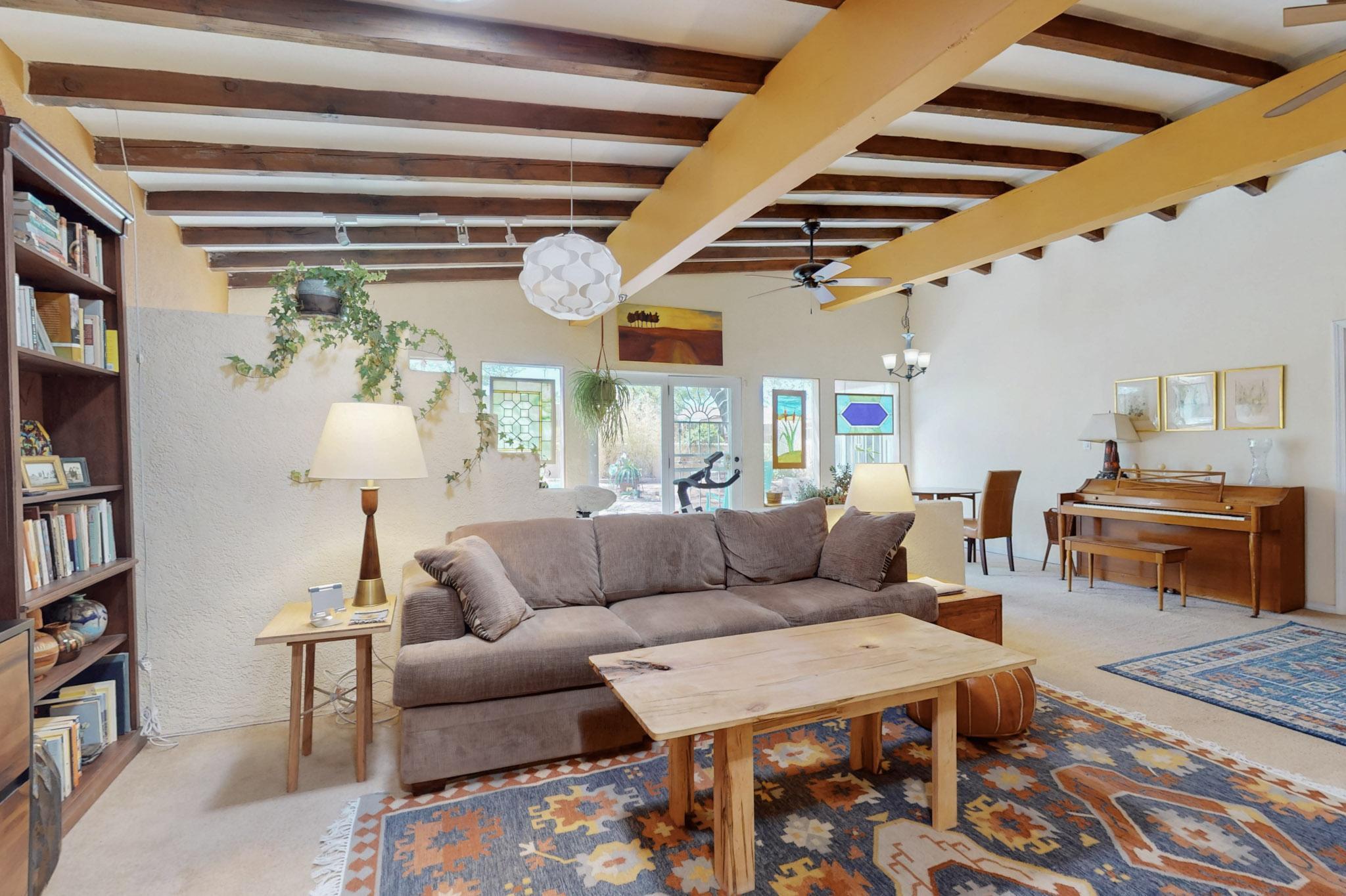 5006 Pershing Avenue SE