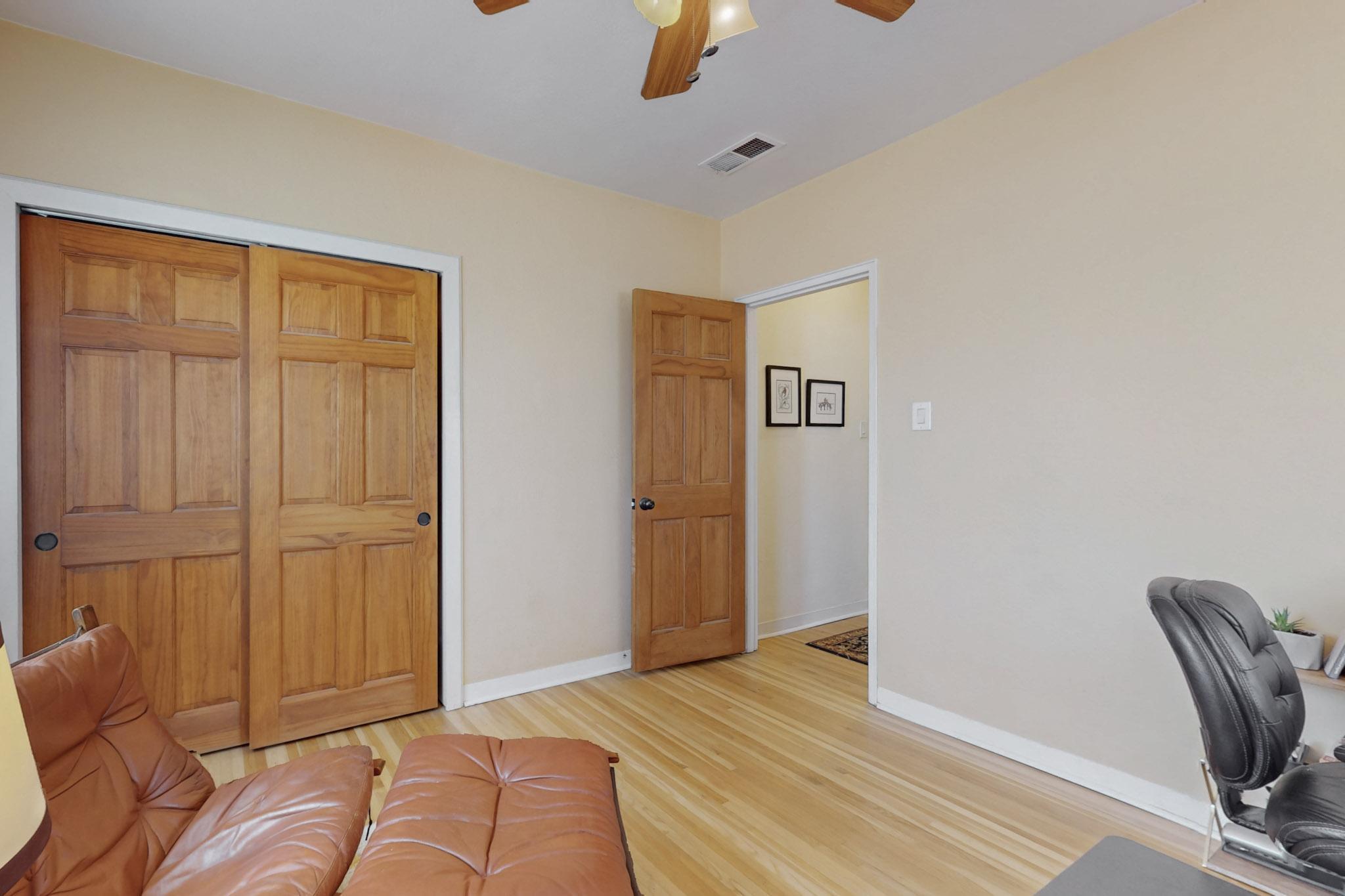 5006 Pershing Avenue SE