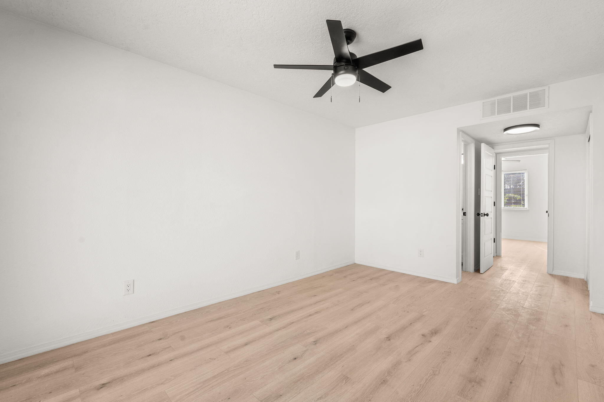 8905 ALEXIS Avenue SW