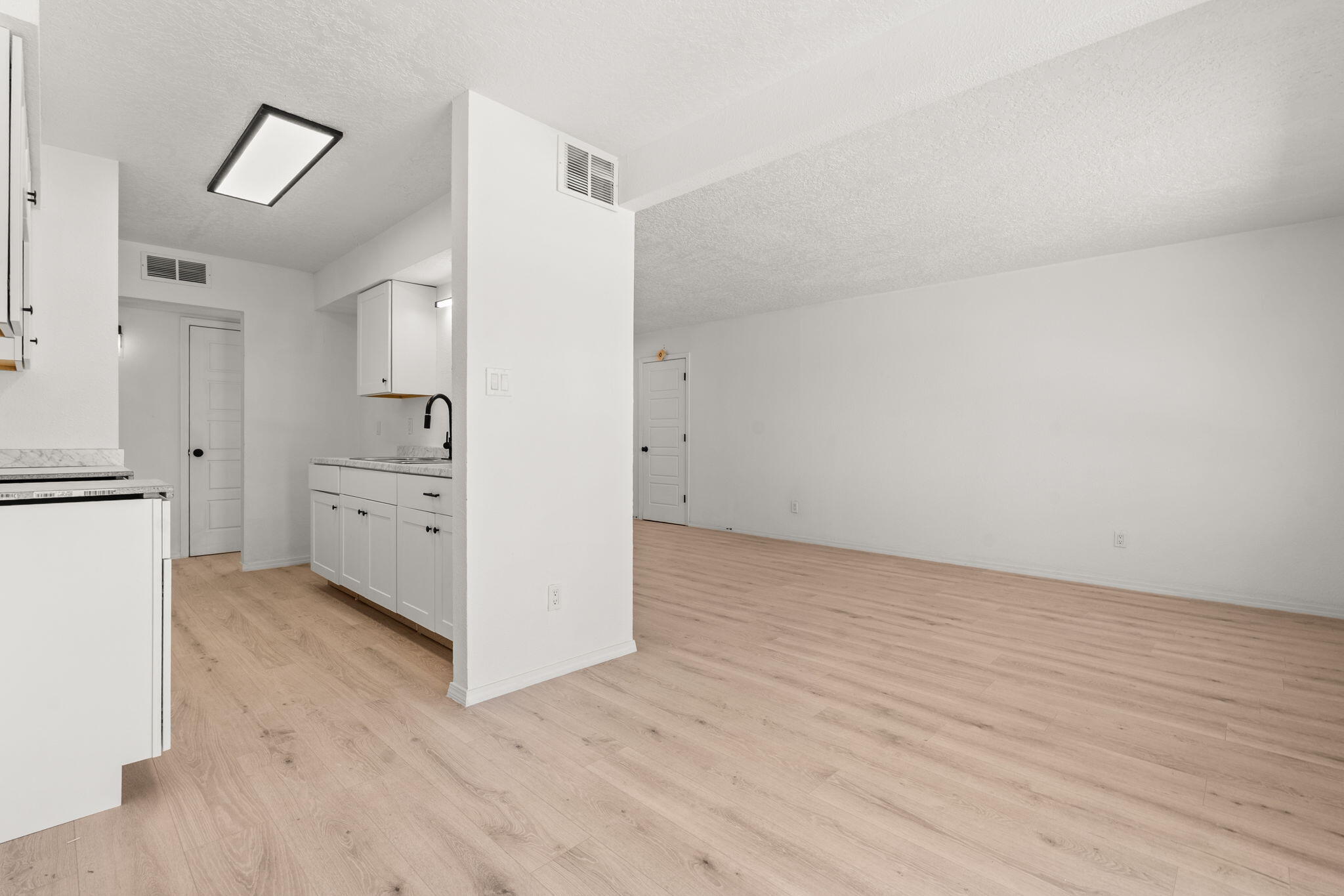 8905 ALEXIS Avenue SW