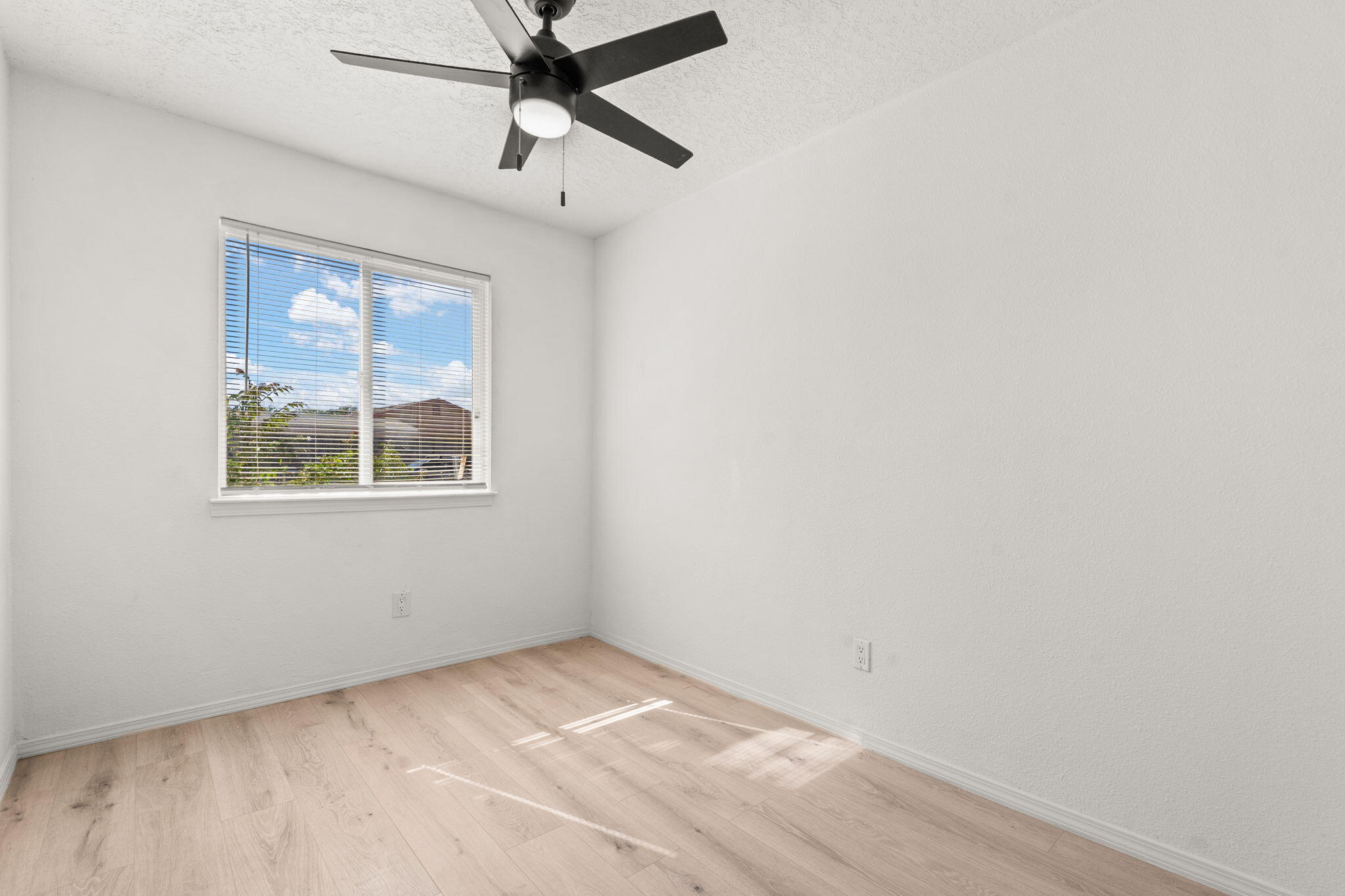 8905 ALEXIS Avenue SW