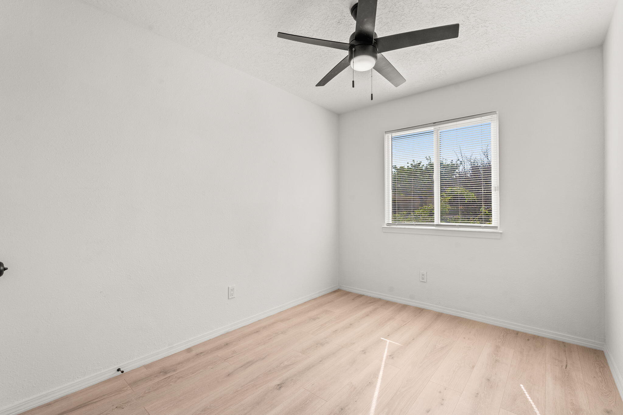 8905 ALEXIS Avenue SW