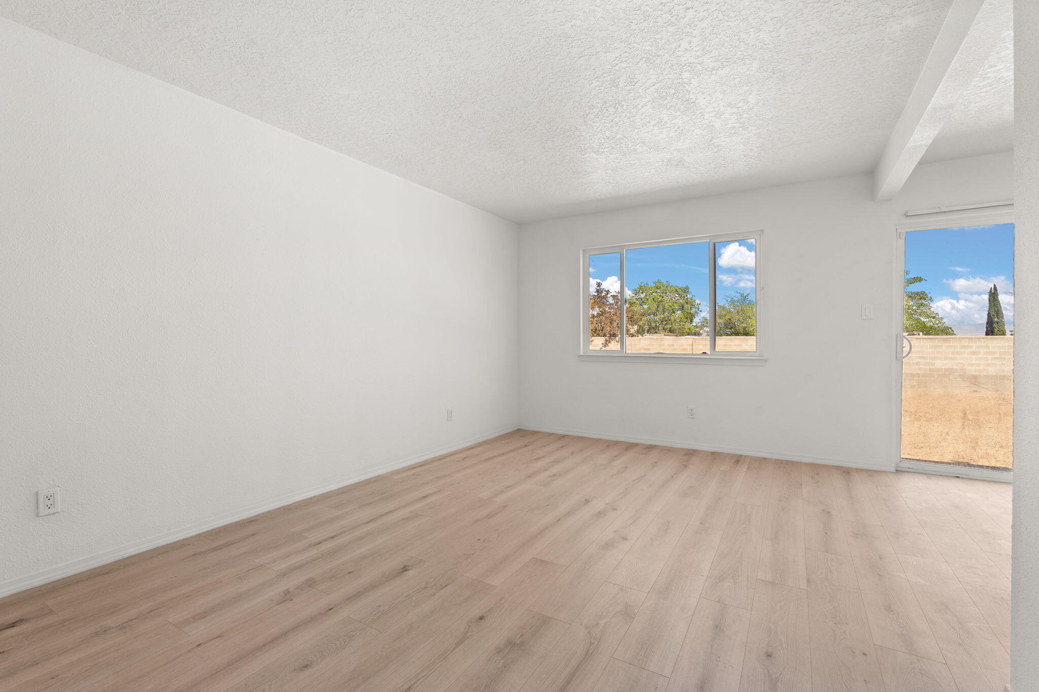 8905 ALEXIS Avenue SW