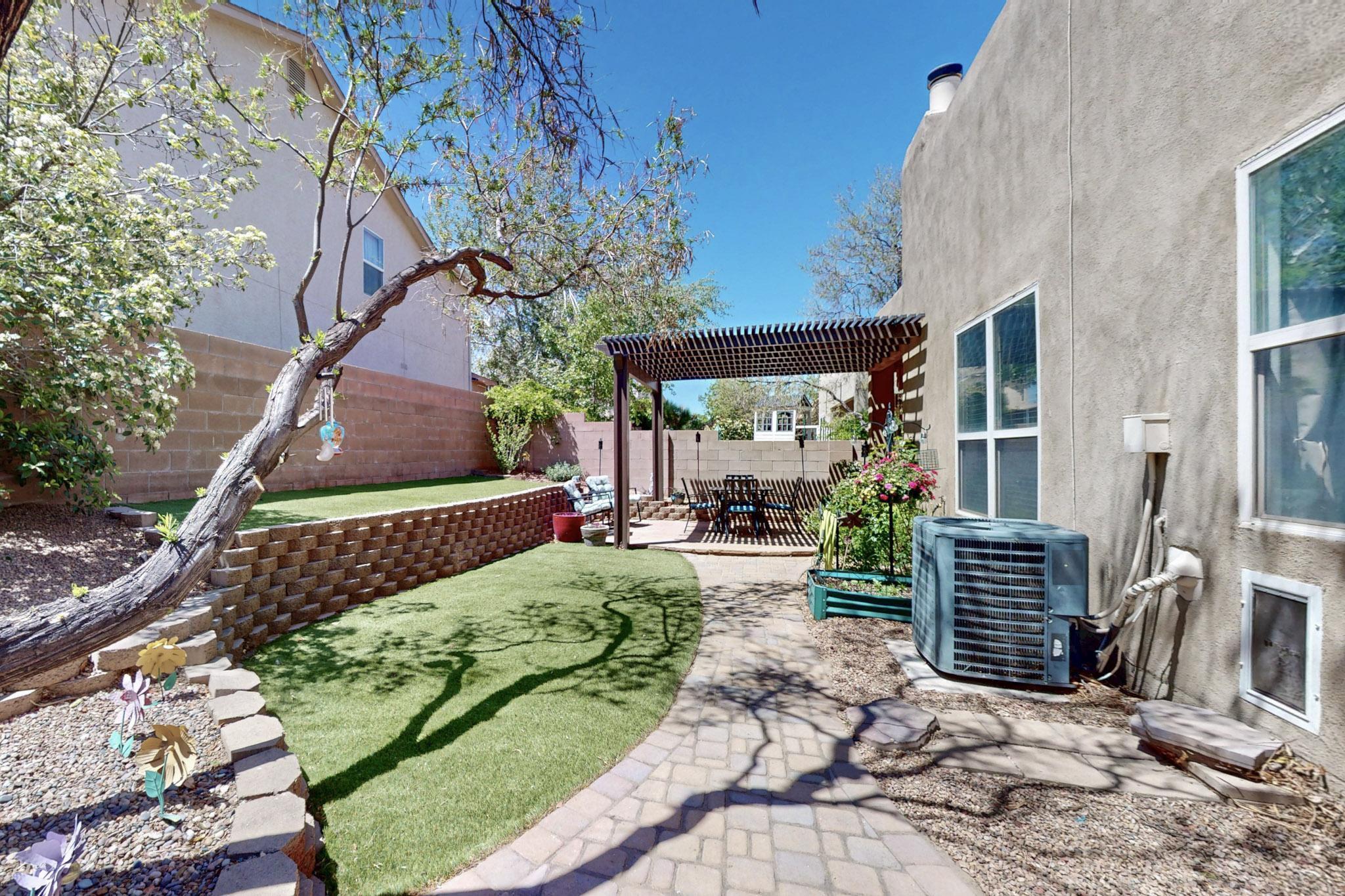 9709 CALLE CHAMISA NW